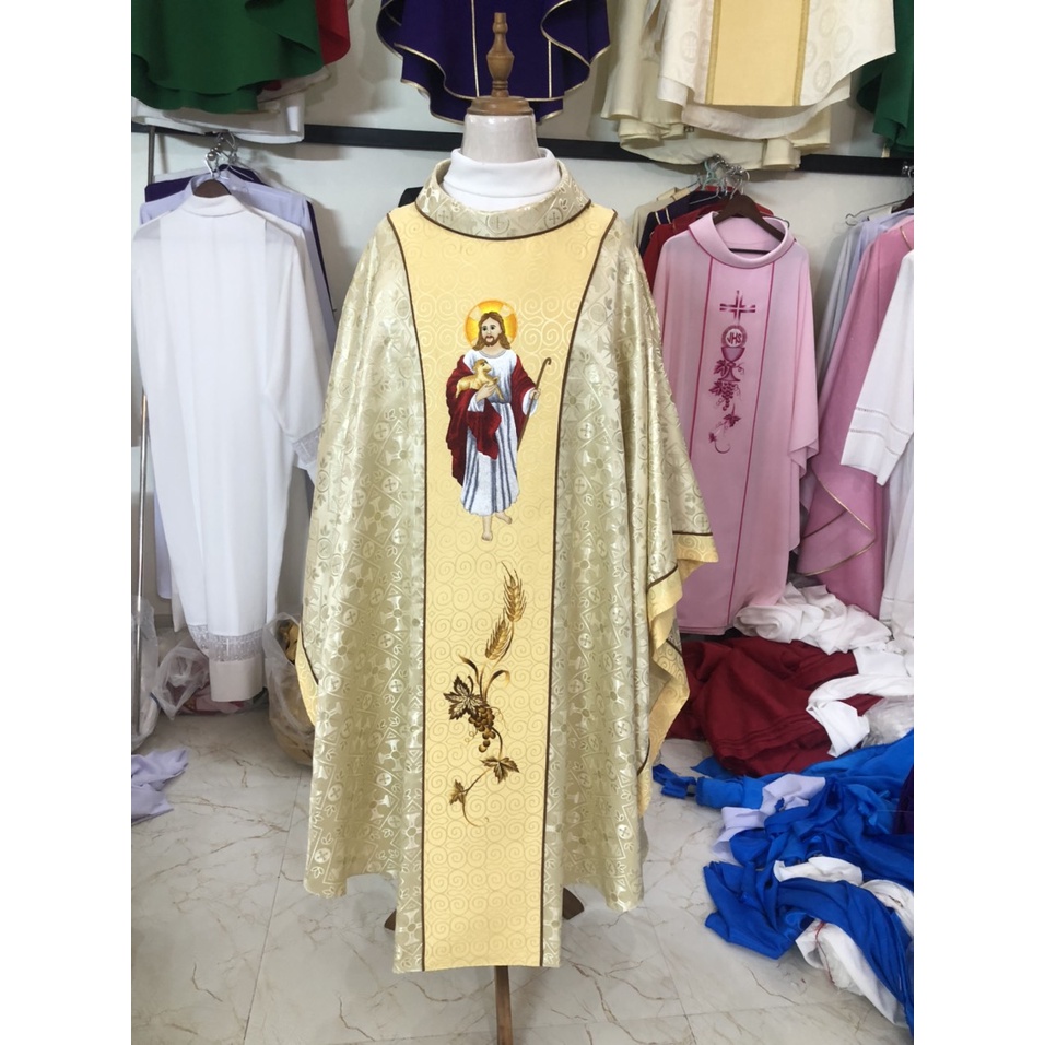 Áo Lễ Giám Mục vàng bạch kim thêu hình Chúa Chiên LànhAL7-5 Quà tặng Lễ quan thầy, sinh nhật Đức Cha