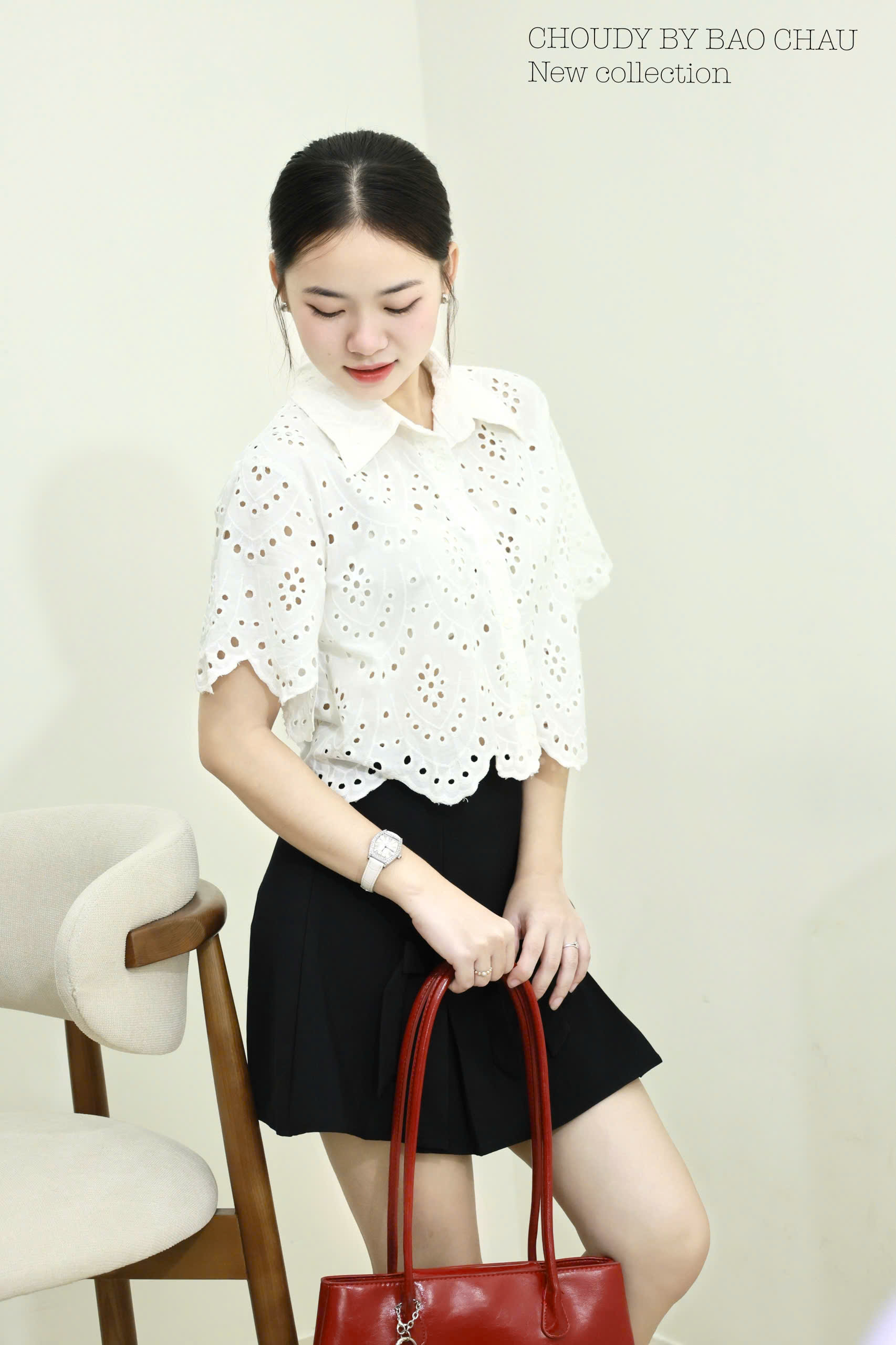 SALE U771 ÁO KIỂU ĐỤC LỖ TRẮNG_thumbnail_5