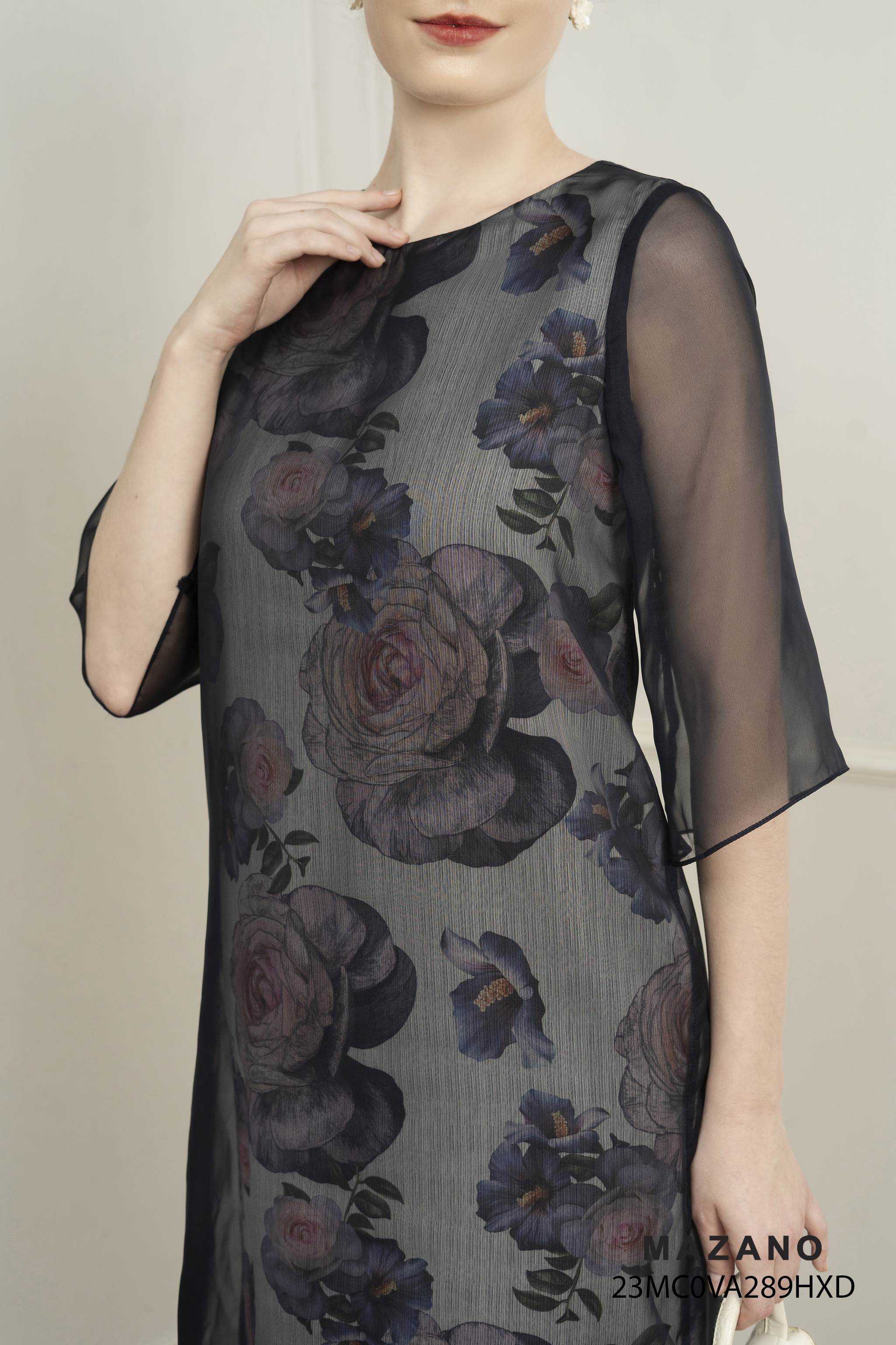 Đầm suông họa tiết to phủ voan_thumbnail_2