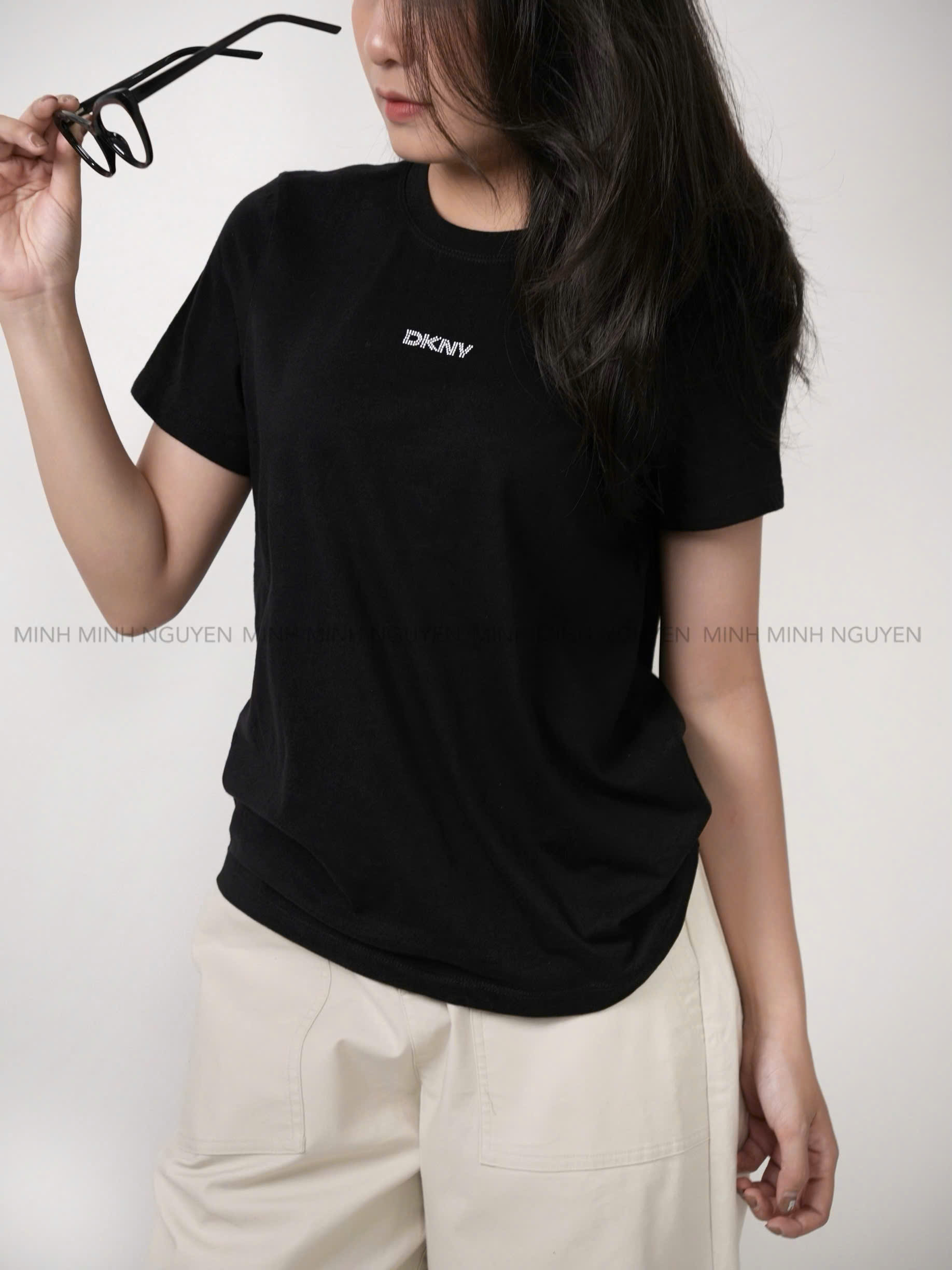 AO THUN DKNY_thumbnail_4