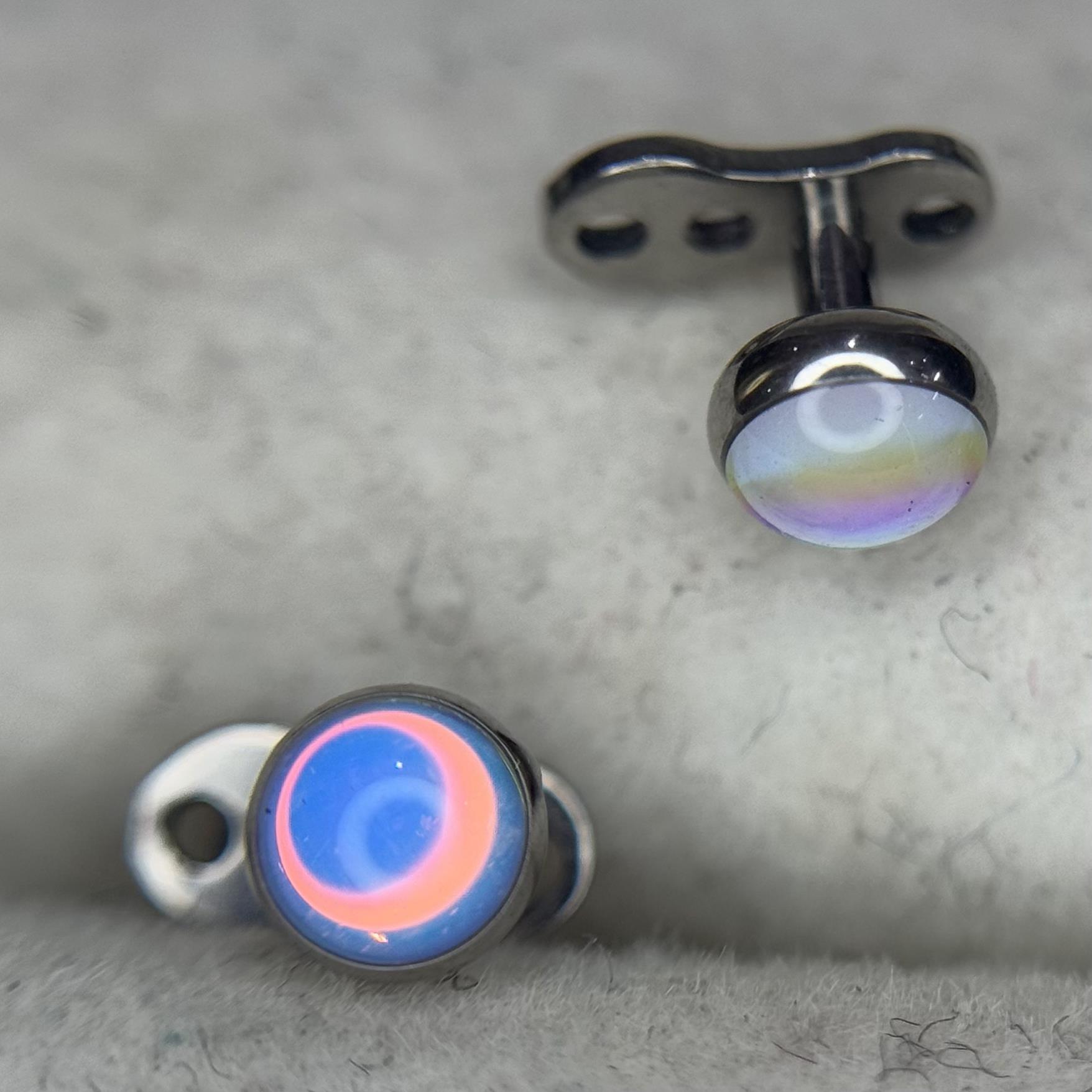 charm cấy titan hologram xanh tím_thumbnail_2