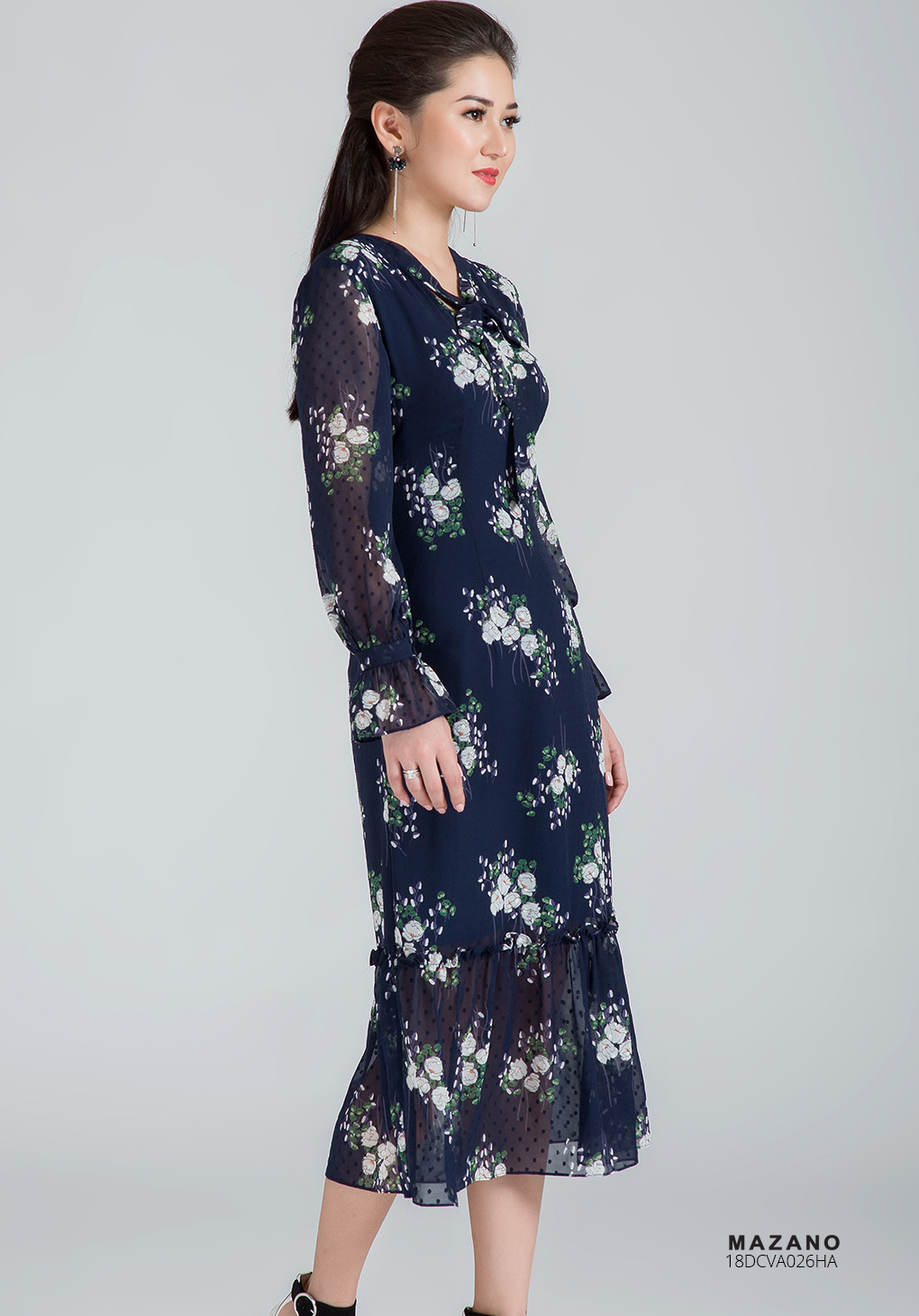 Váy hoa xanh thắt nơ_thumbnail_1