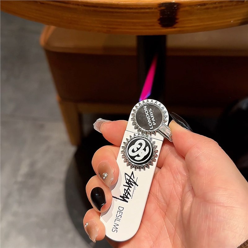 blstussy159k_thumbnail_2