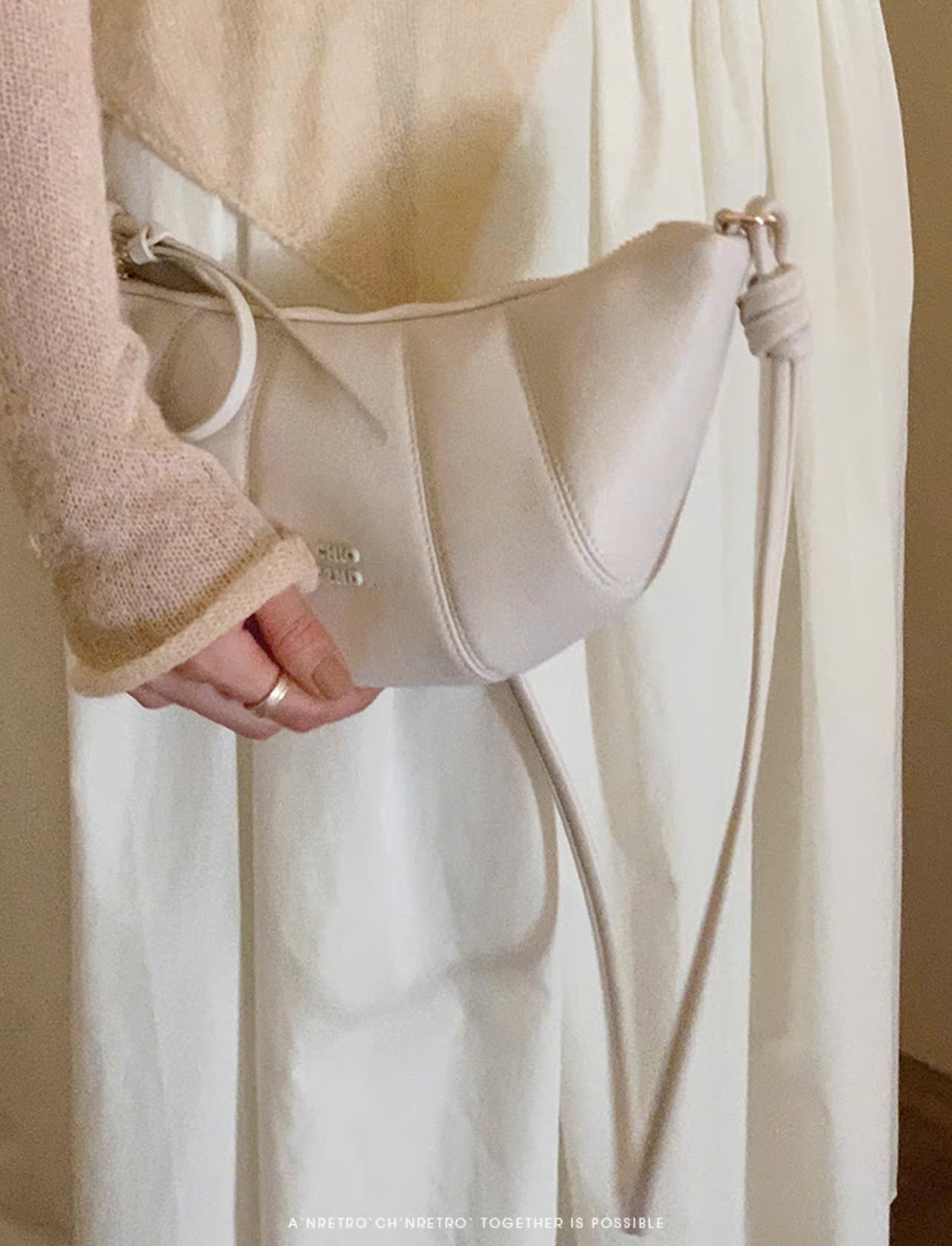 A872 TÚI CHIO SỪNG_thumbnail_6