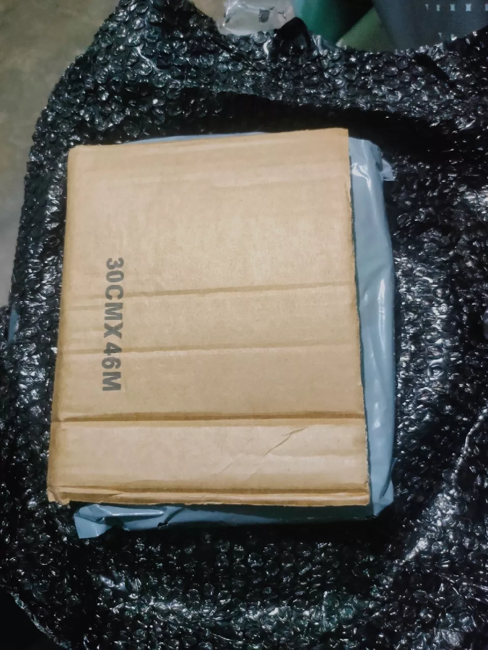 He's okay, everything is good. The bag is thick and beautiful, the price is worth it. It also arrived quickly and the packaging is also good 😊_0