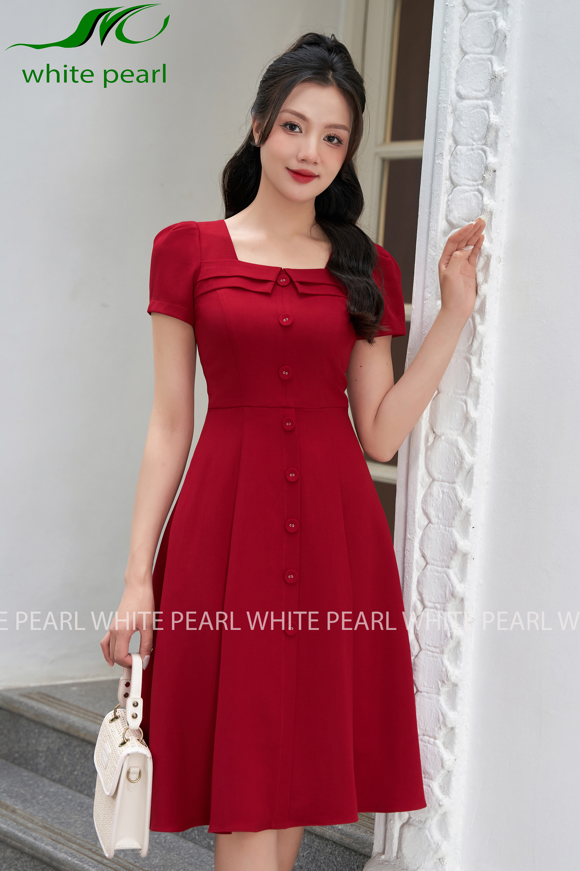 Mẫu đầm cổ vuông màu Đỏ thời trang công sở cao cấp White Pearl_thumbnail_3