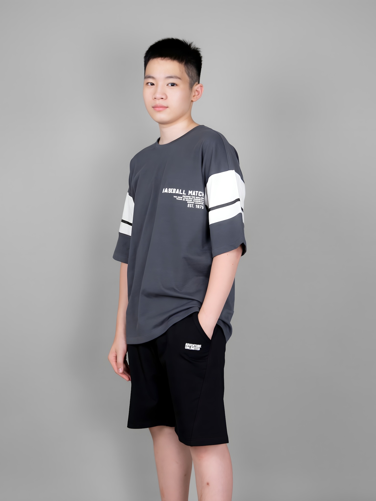 Áo phông dáng rộng ghi chì tay phố trắng_thumbnail_0