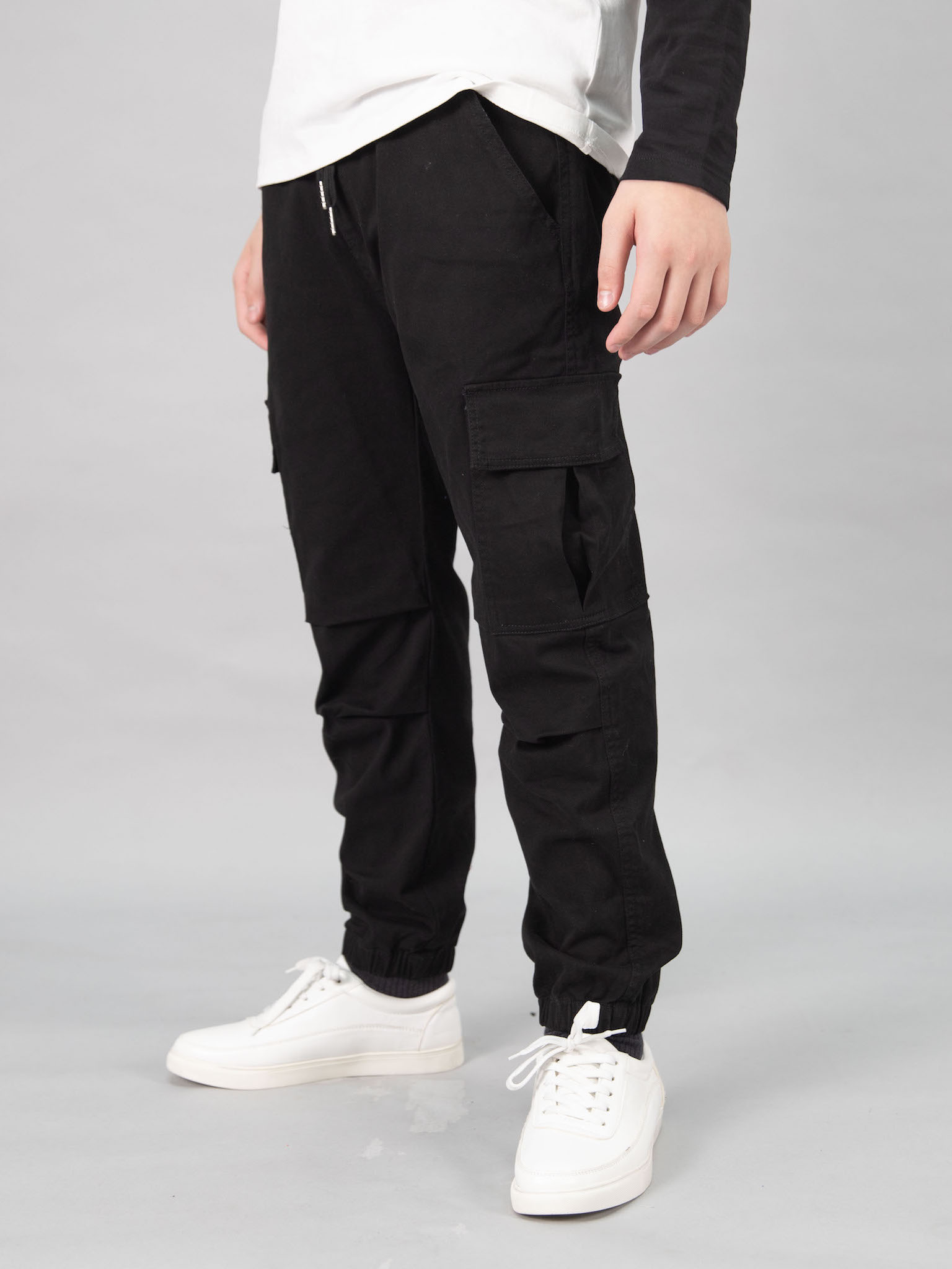 Quần kaki túi hộp màu đen_thumbnail_0