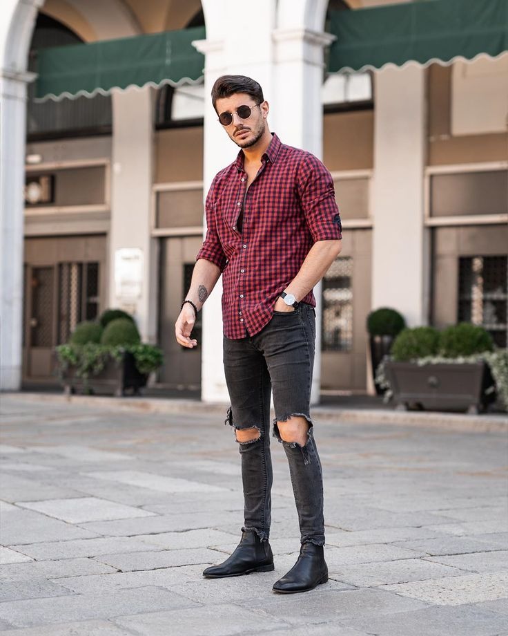 Phá cách cùng giày Chelsea Boots