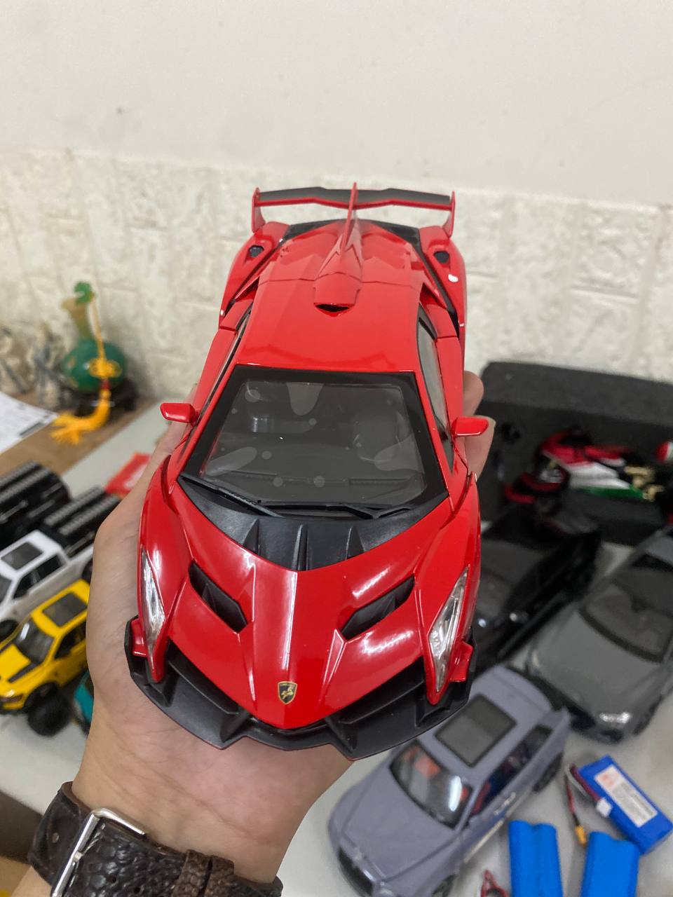 MH Lamboghini_thumbnail_1