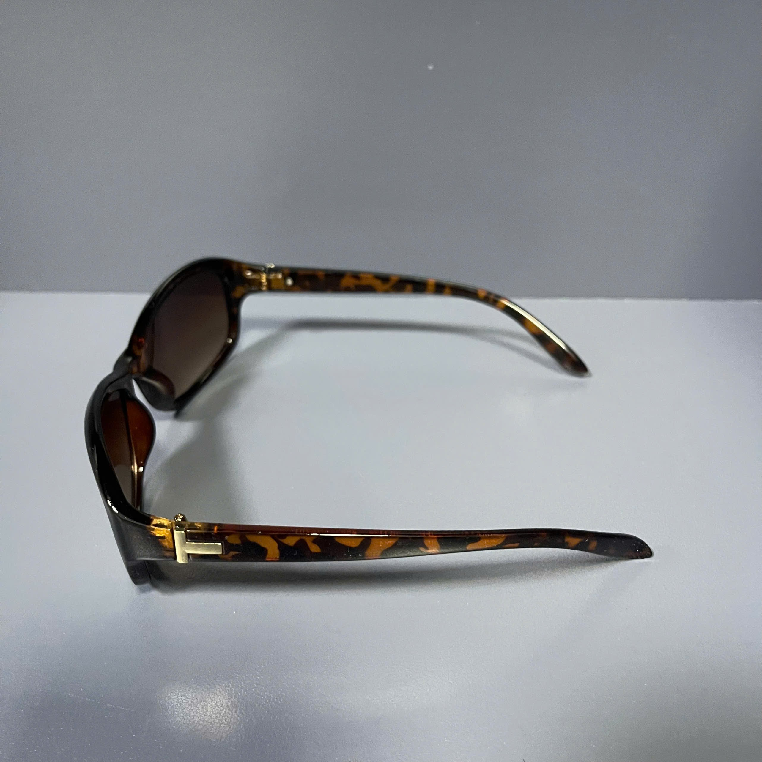 Kính mát cao cấp  K172