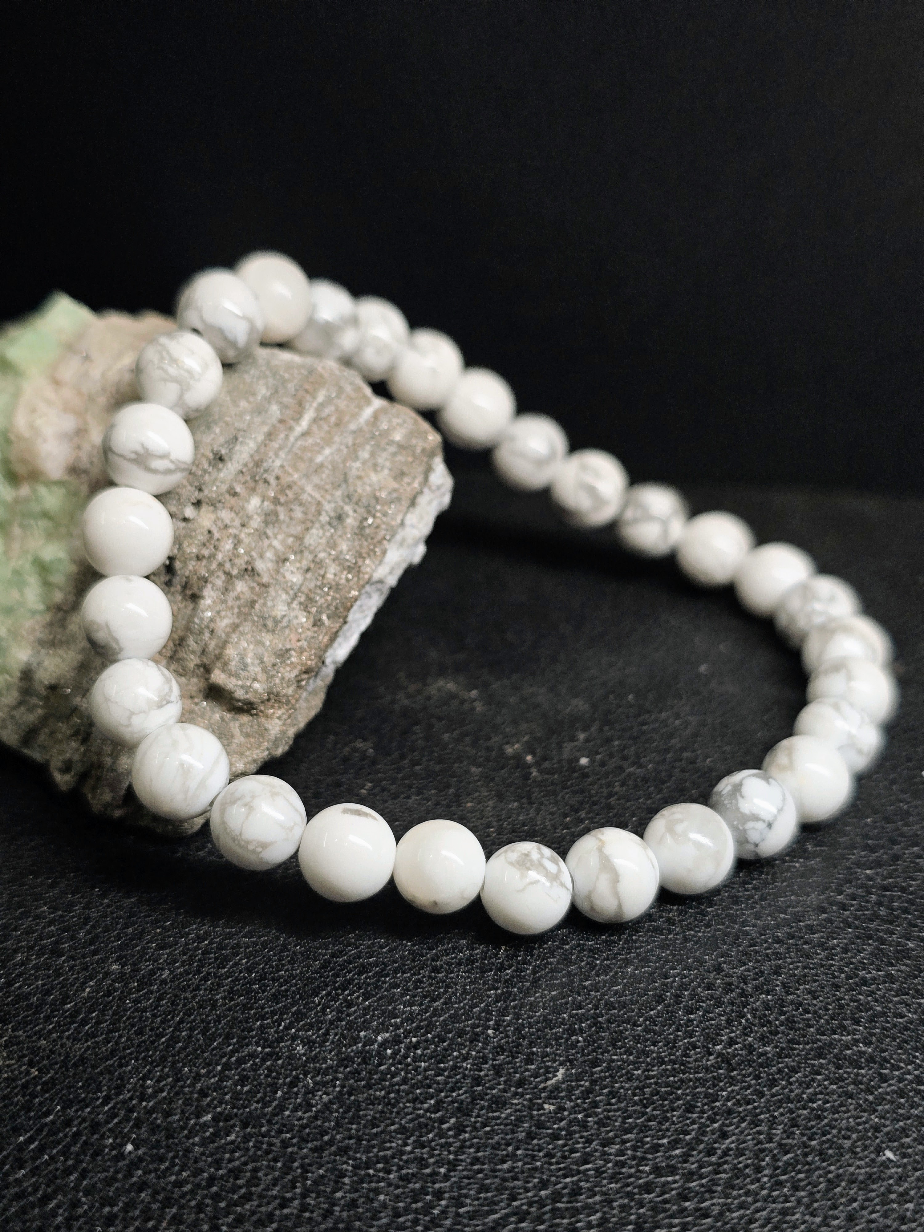 Vòng Tay Đá Howlite