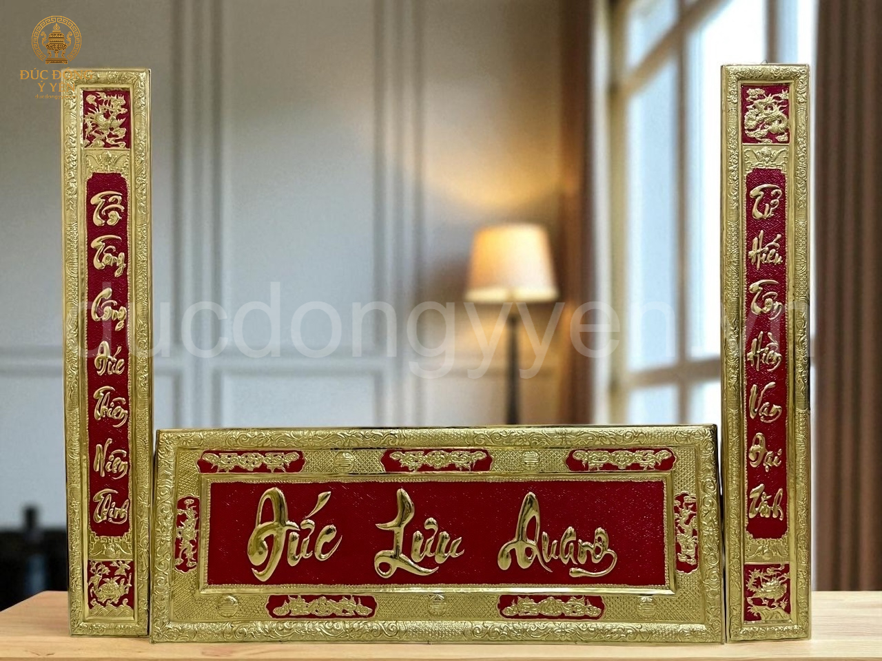 Bộ đại tư câu đối bằng đồng  vàng chữ việt KT 1M55X 1M55