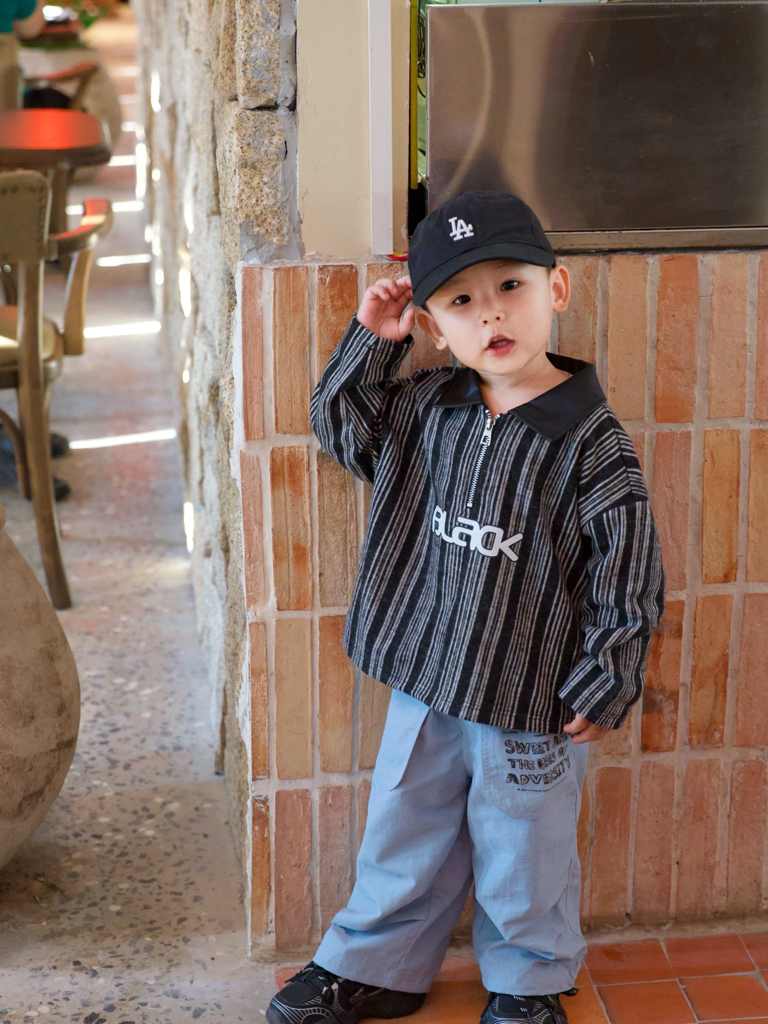 Áo nỉ cổ da cá tính