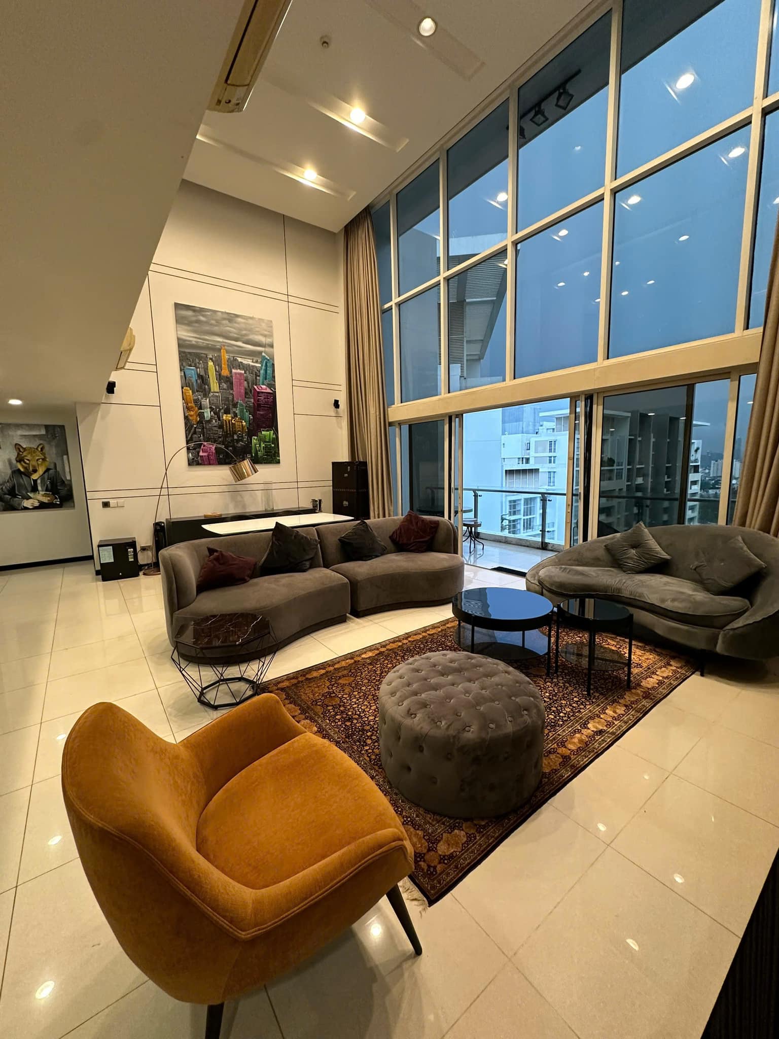 Cho thuê căn hộ penthouse diện tích lớn The Estella