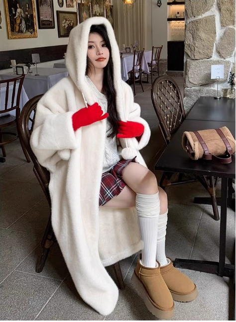 Áo Khoác Dài Lông Nhân Tạo PomPom