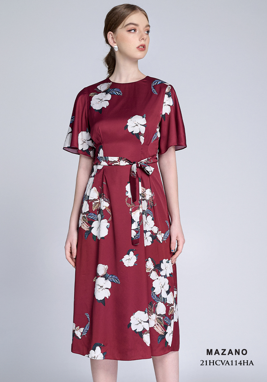 Váy lụa đỏ họa tiết hoa xòe thắt đai_thumbnail_3