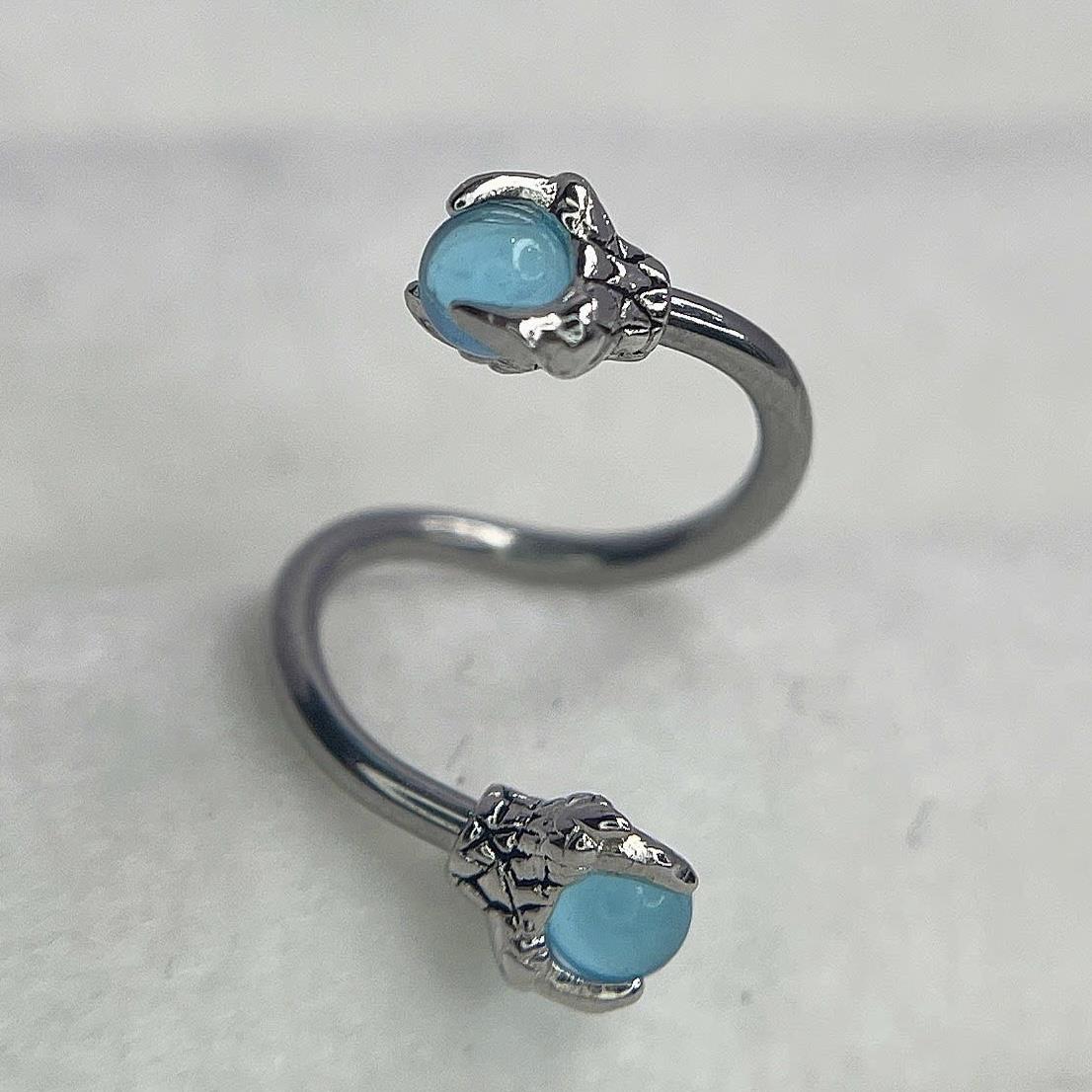 Xoắn vòng quỷ đá xanh