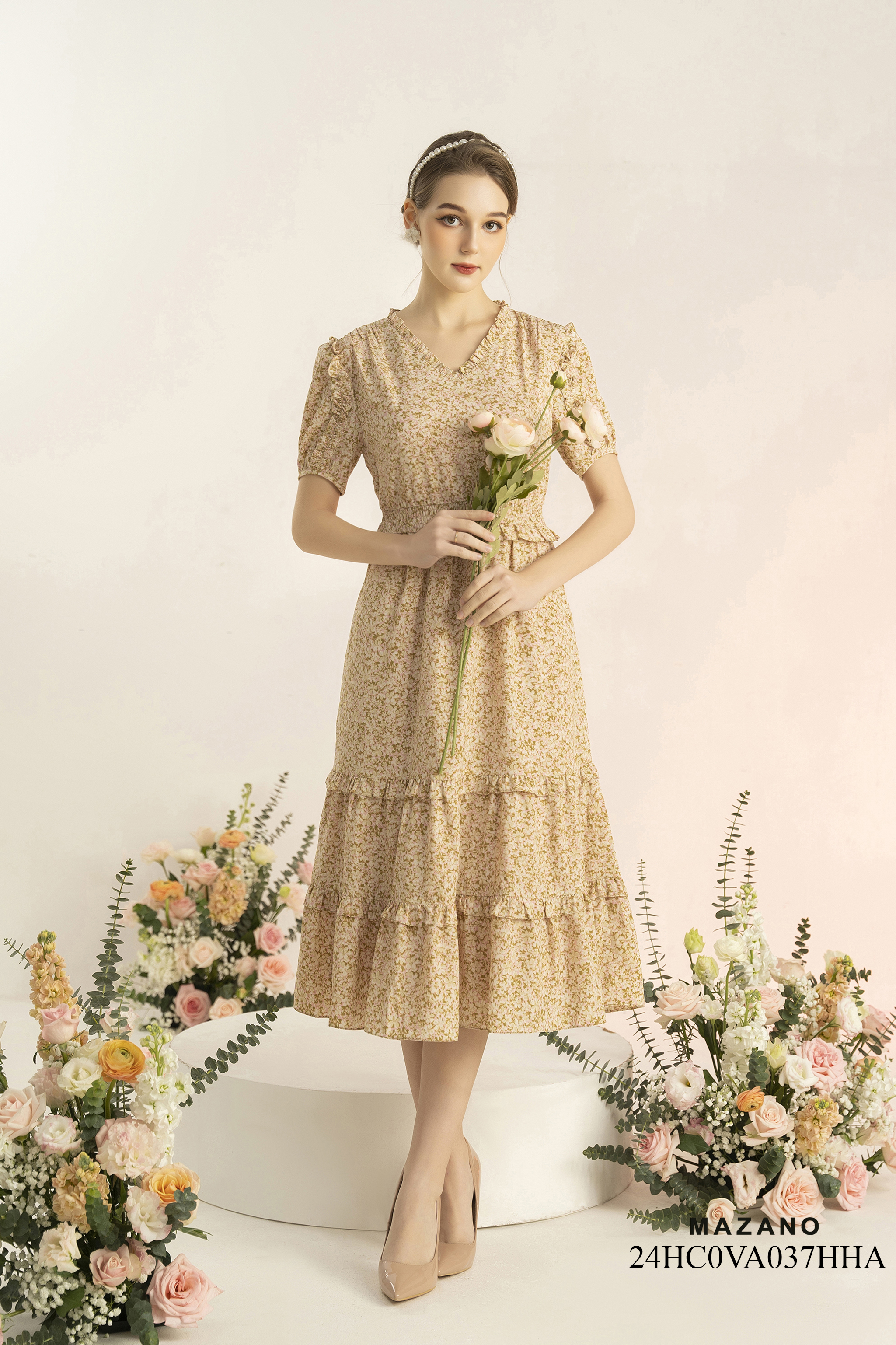 Đầm nâu nhạt hoa nhí pastel chun eo phối bèo tầng_thumbnail_2