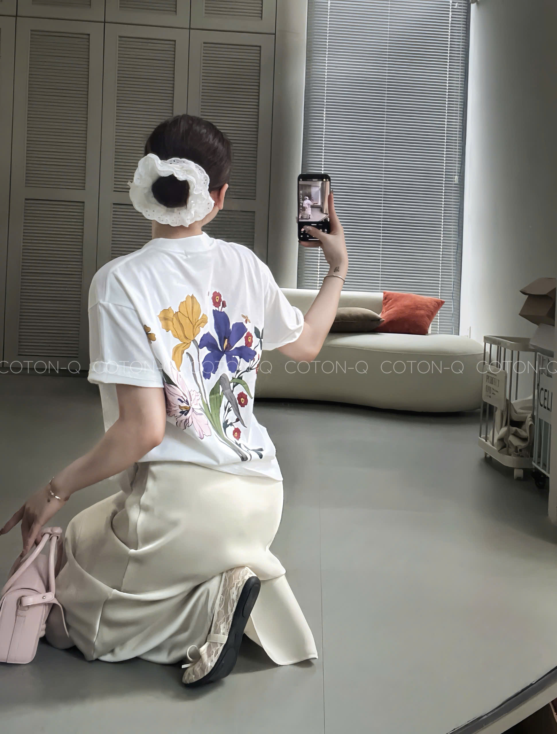 Áo thun trắng in hoa_thumbnail_1