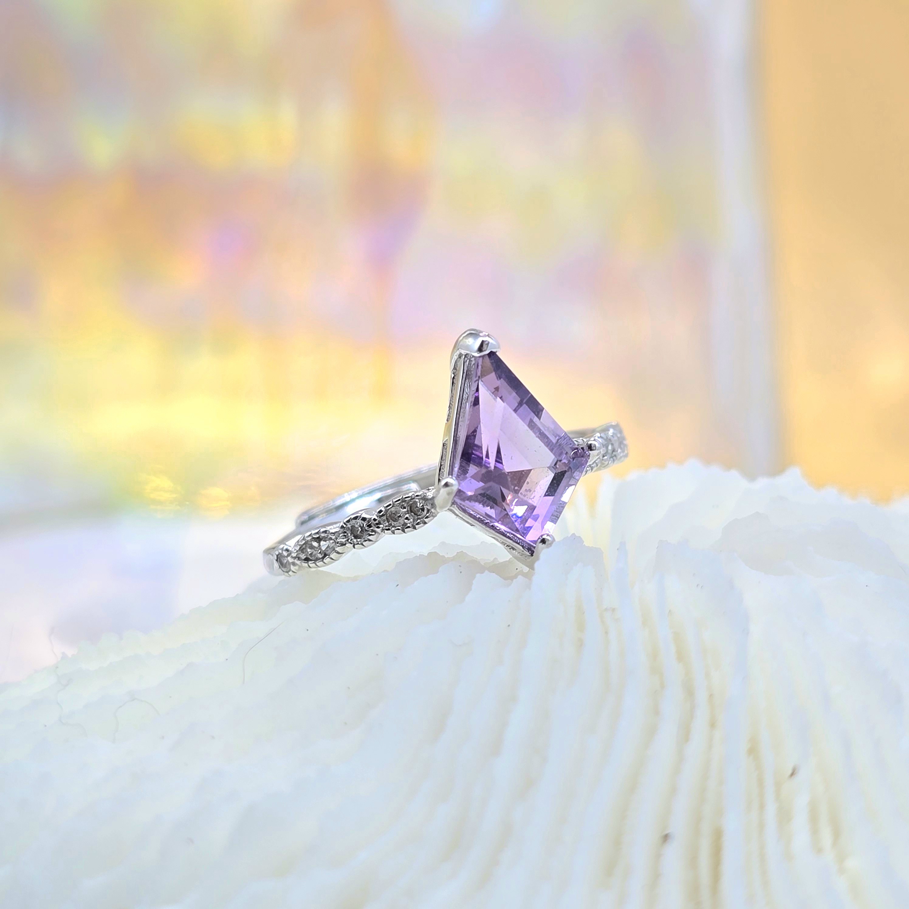 Nebula Crown Amethyst - Nhẫn Freesize Khung Bạc S925 Mặt Thạch Anh Tím Amethyst Facet_thumbnail_2
