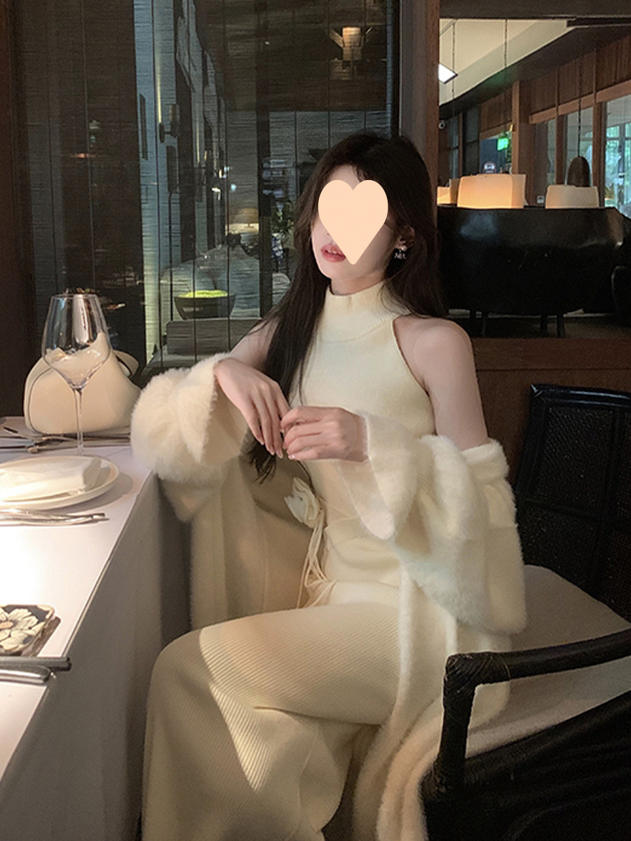 Áo len dáng ôm , áo choàng lông