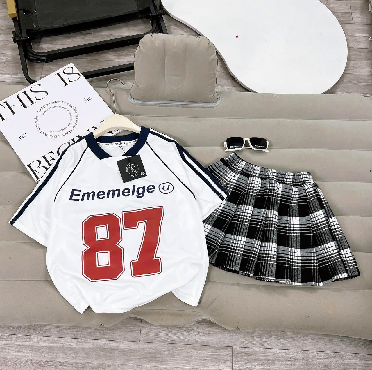 [Z74] Set váy kẻ Ememelge 87