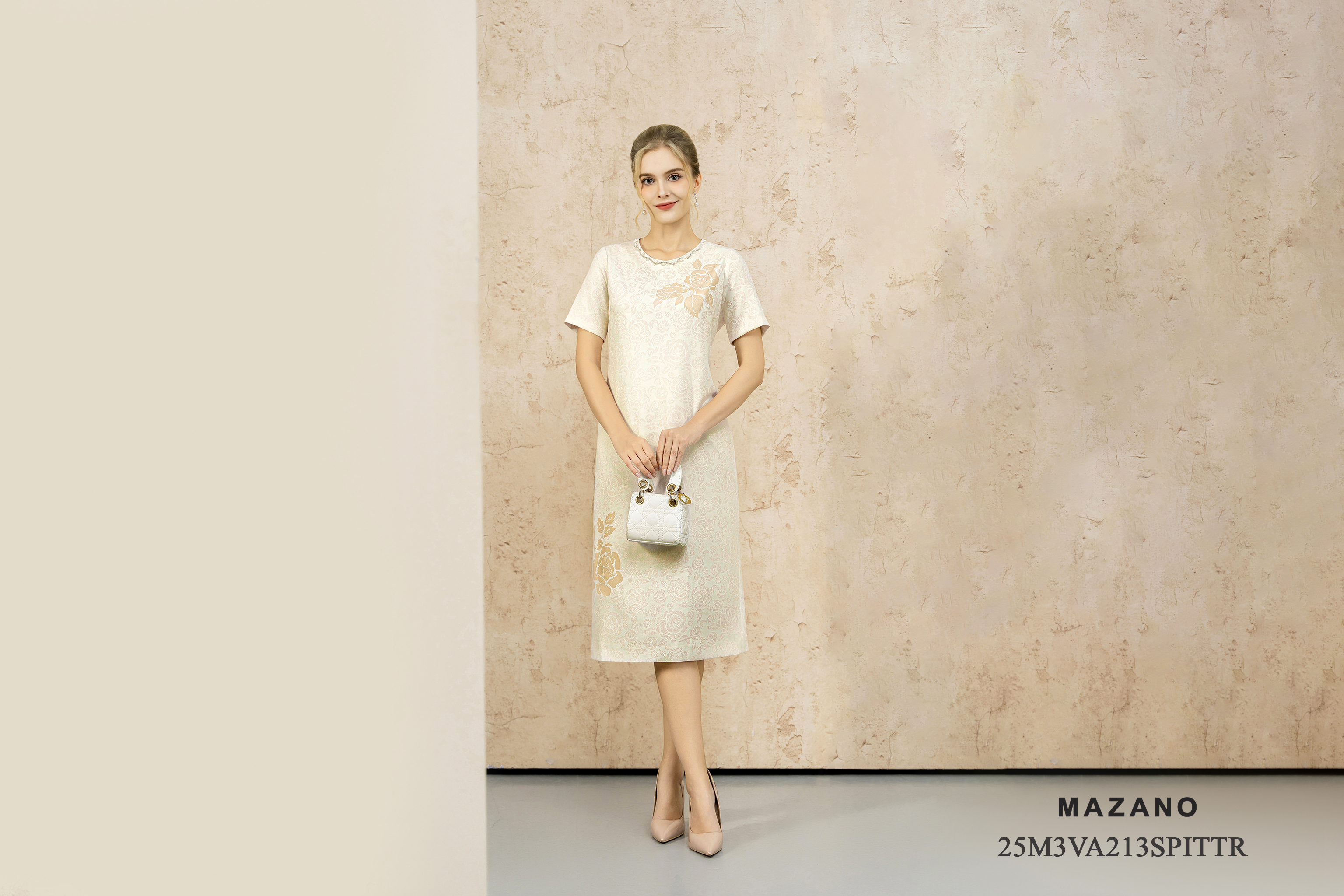 Váy đầm suông Vải thô chun Họa tiết hoa chìm bố cục Cổ tròn Tay ngắn Dài đến bắp chân