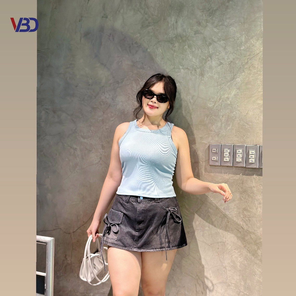 ĐEN ĐEN