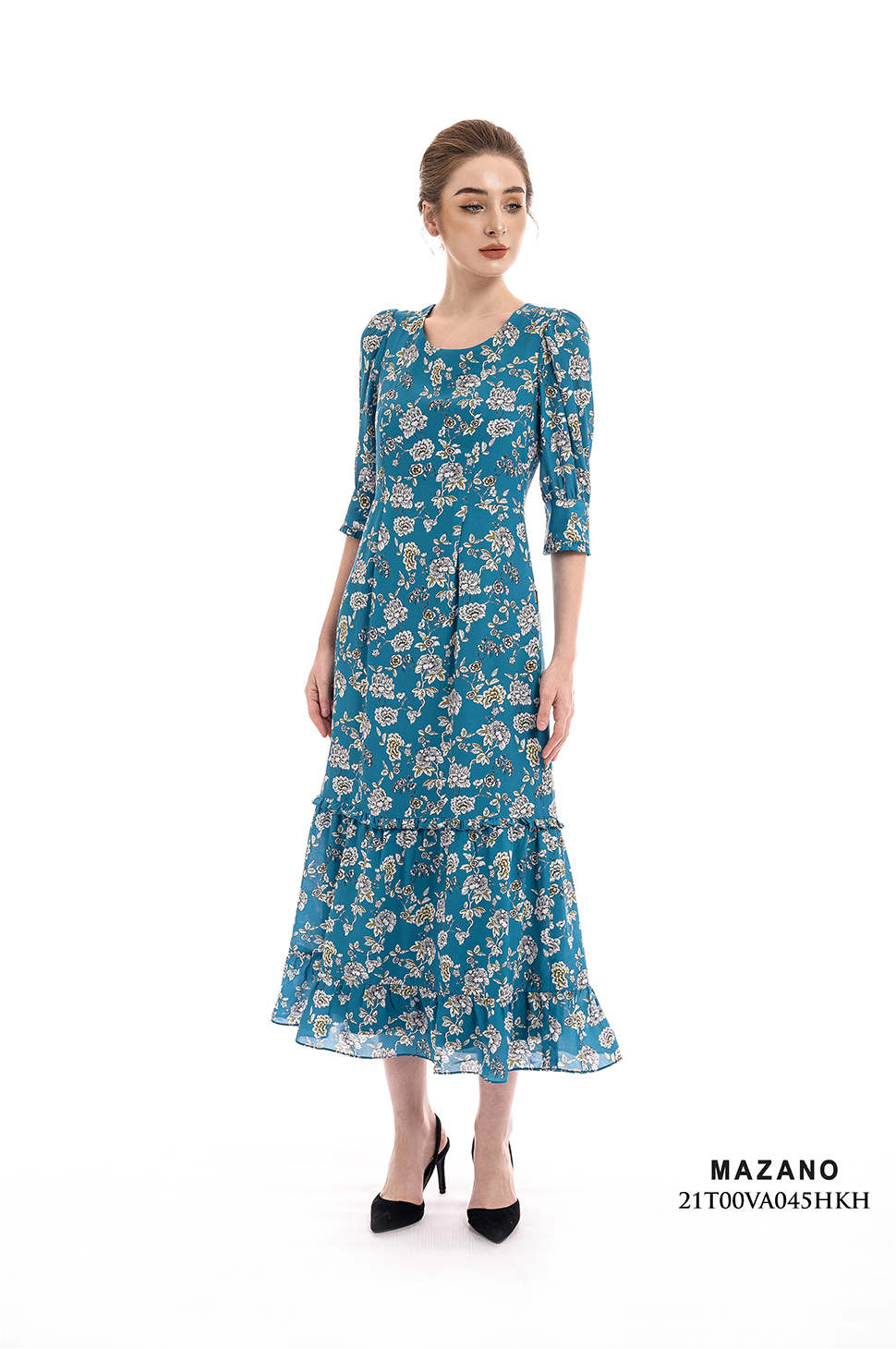 Đầm xanh họa tiết chân bèo cách điệu