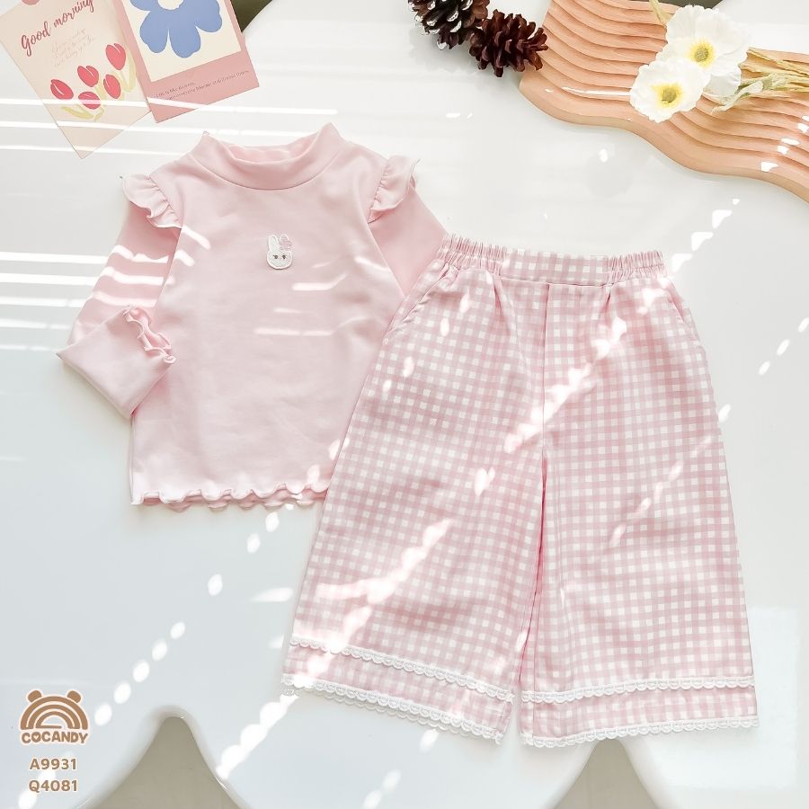 Quần dài HỒNG suông caro gấu ren