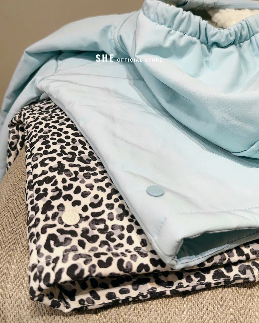 H237 ÁO KHOÁC ALL IN MOTION BÉ_thumbnail_10