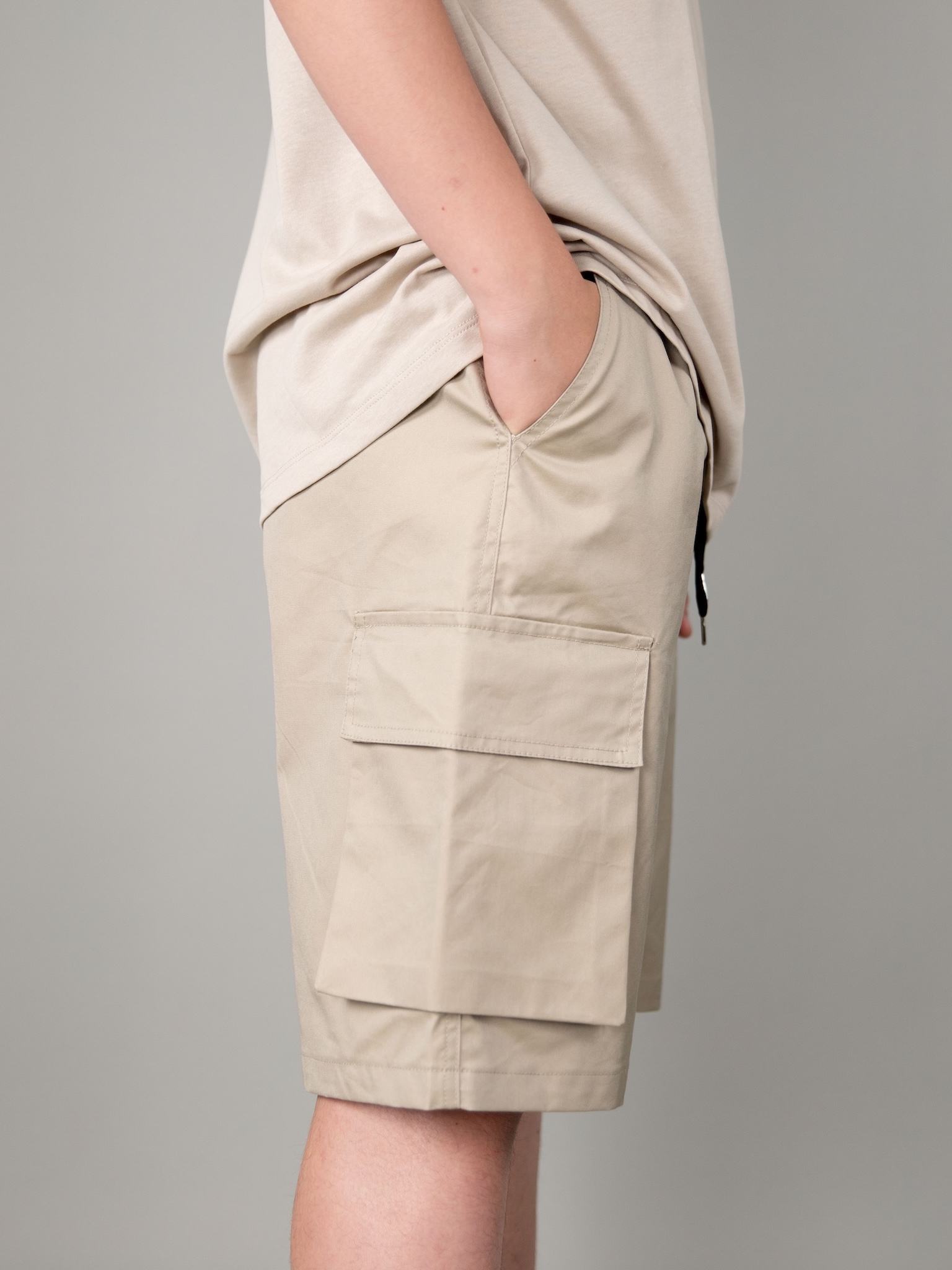 Quần short kaki màu be túi hộp_thumbnail_2