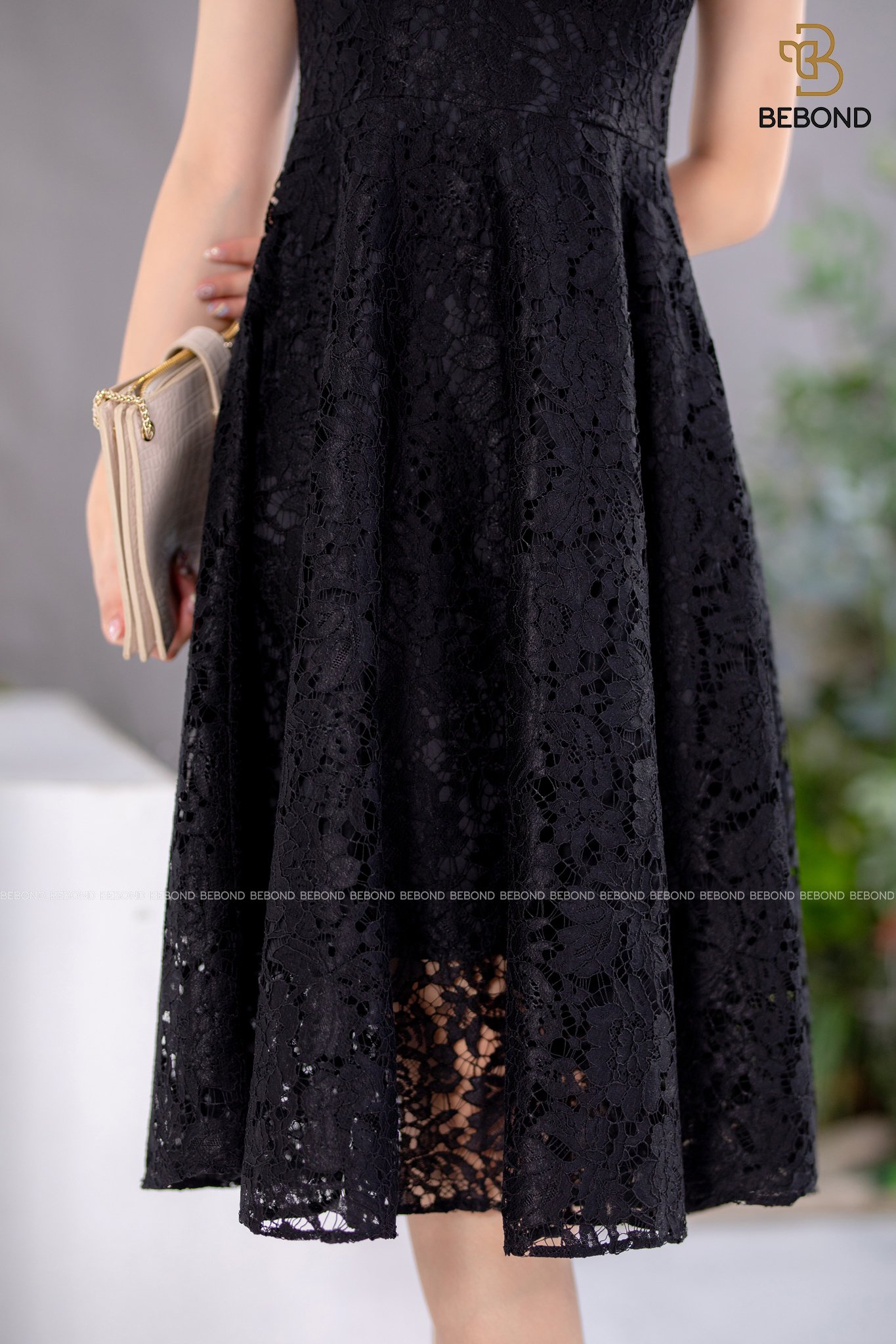 Đầm ren ĐEN đính hoa- Lily Dress_thumbnail_3