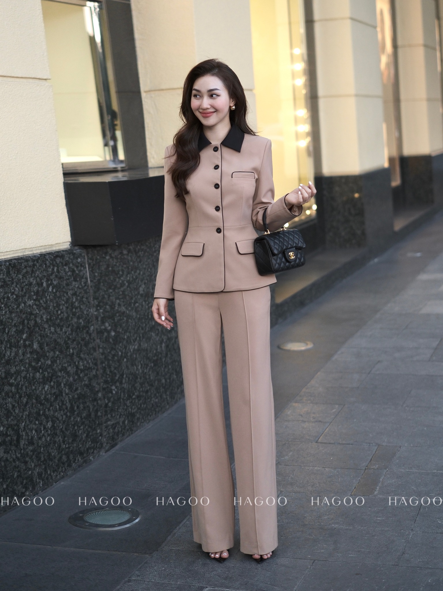 Set vest dài tay phối lé đen HAGOO