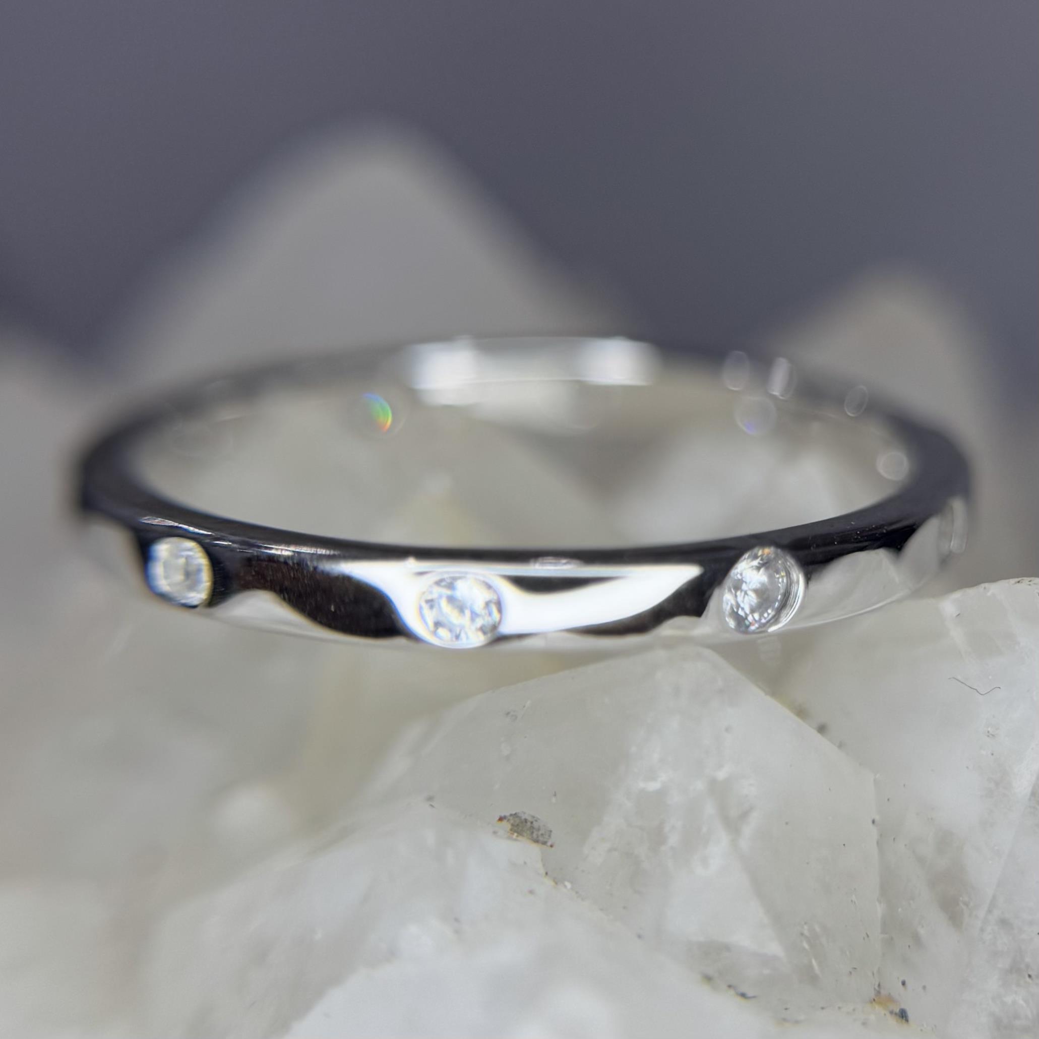 nhẫn bạc xi bạch kim kim cương rải size 7_thumbnail_1