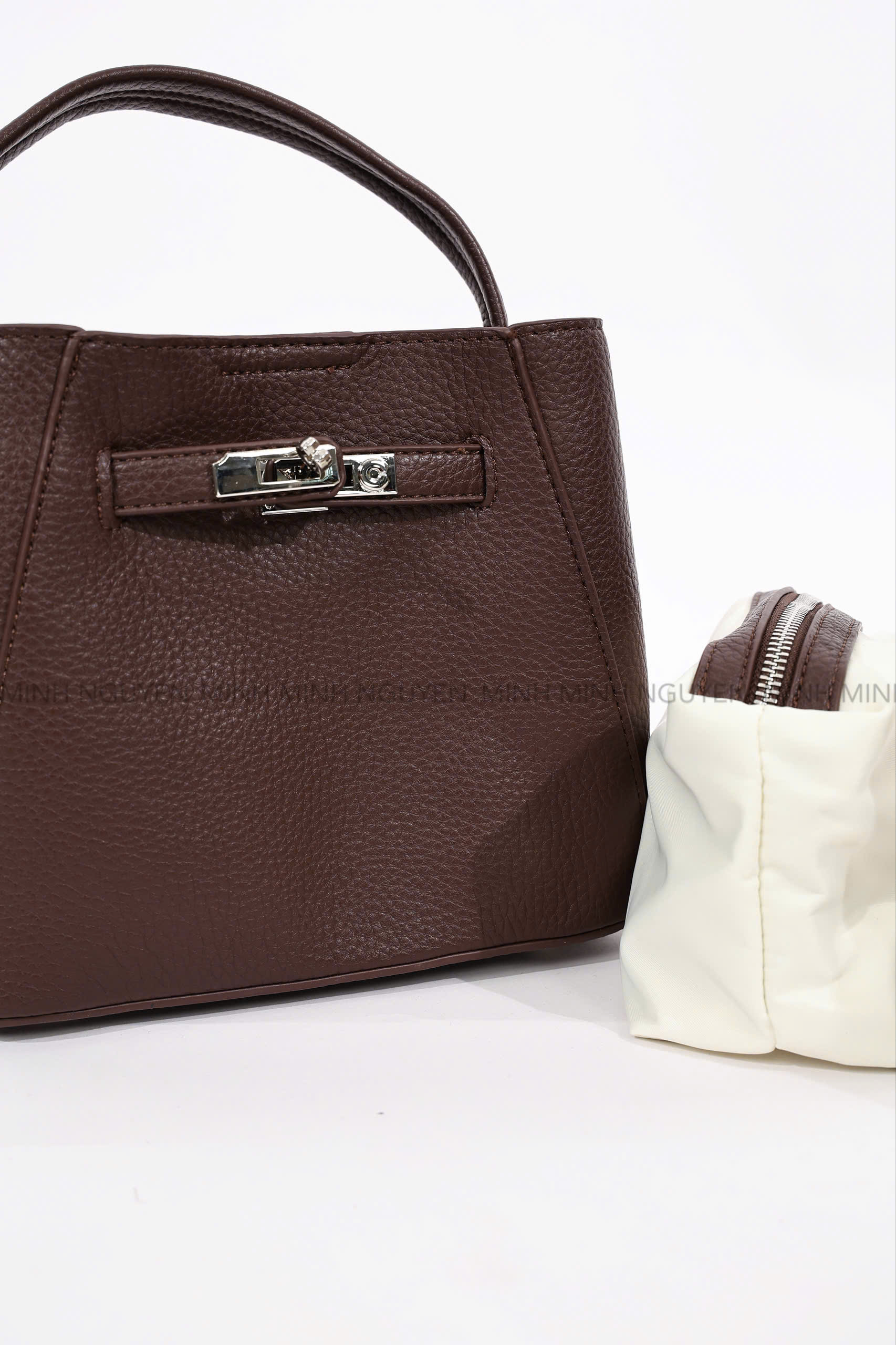 TUI XACH_thumbnail_6