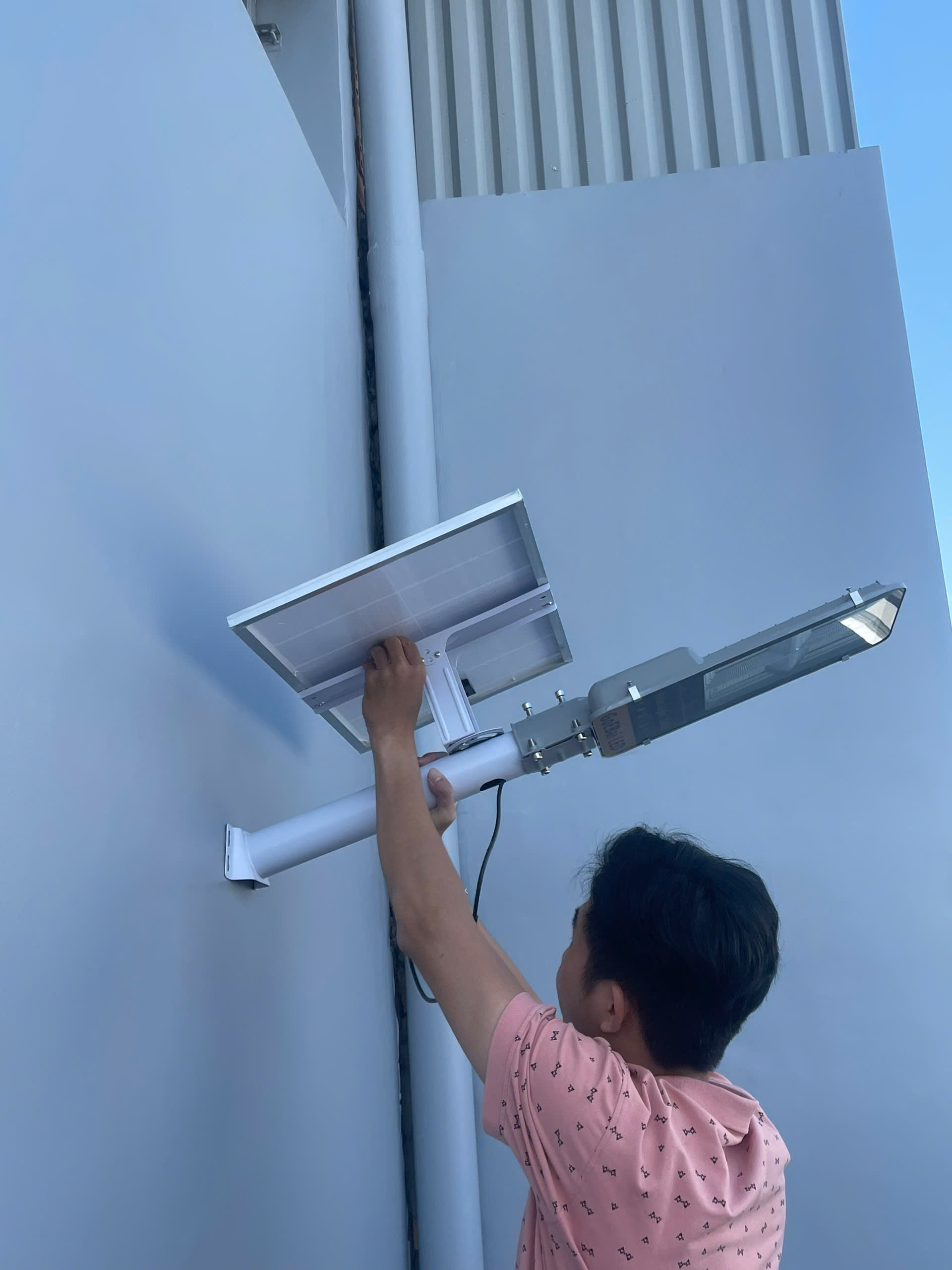 Đèn Đường Bàn Chải Năng Lượng Mặt Trời 300W Mắt Ngọc - Goebai LED_thumbnail_6