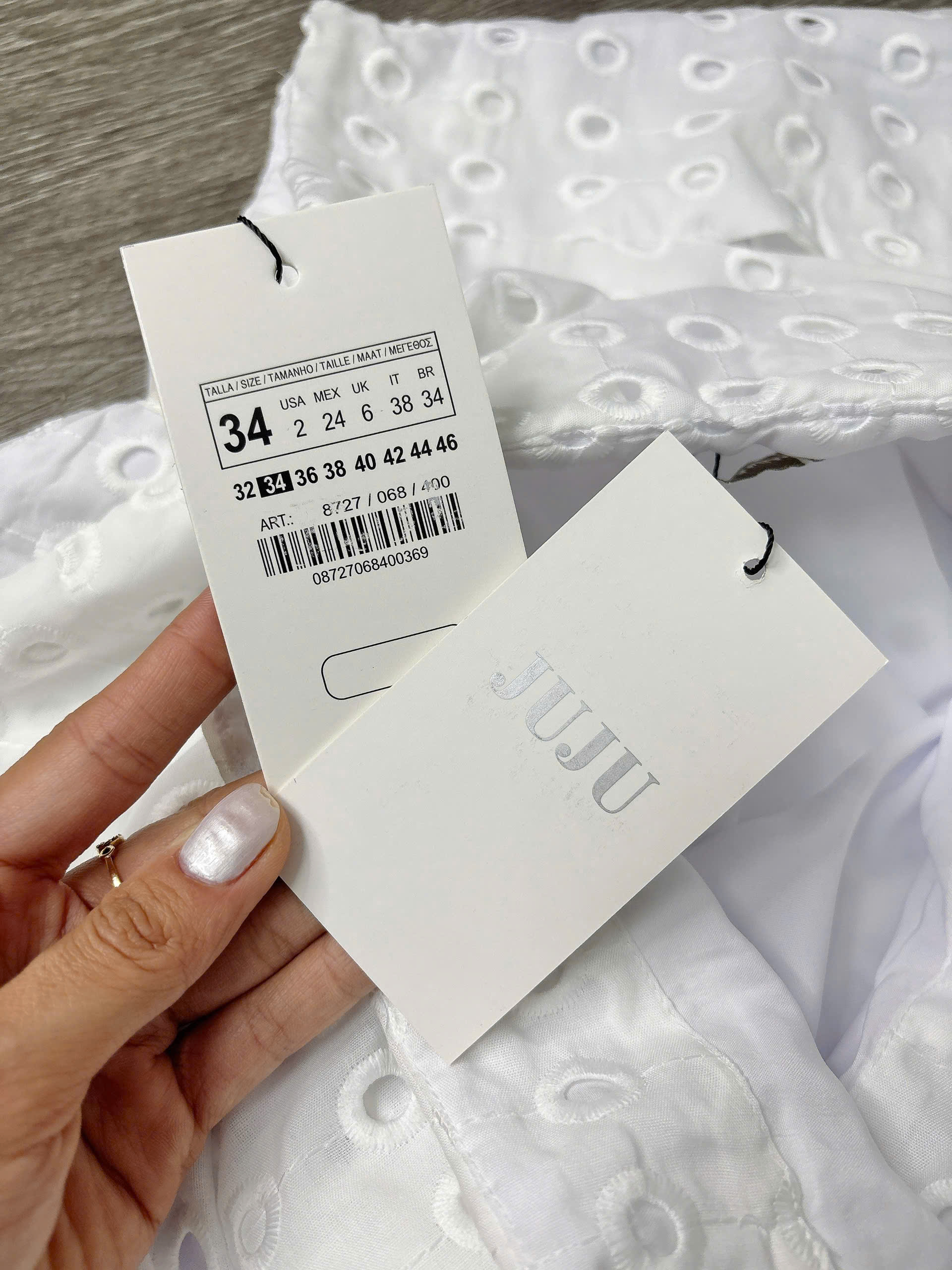 H59 CHÂN VÁY ĐỤC LỖ TRẮNG_thumbnail_11