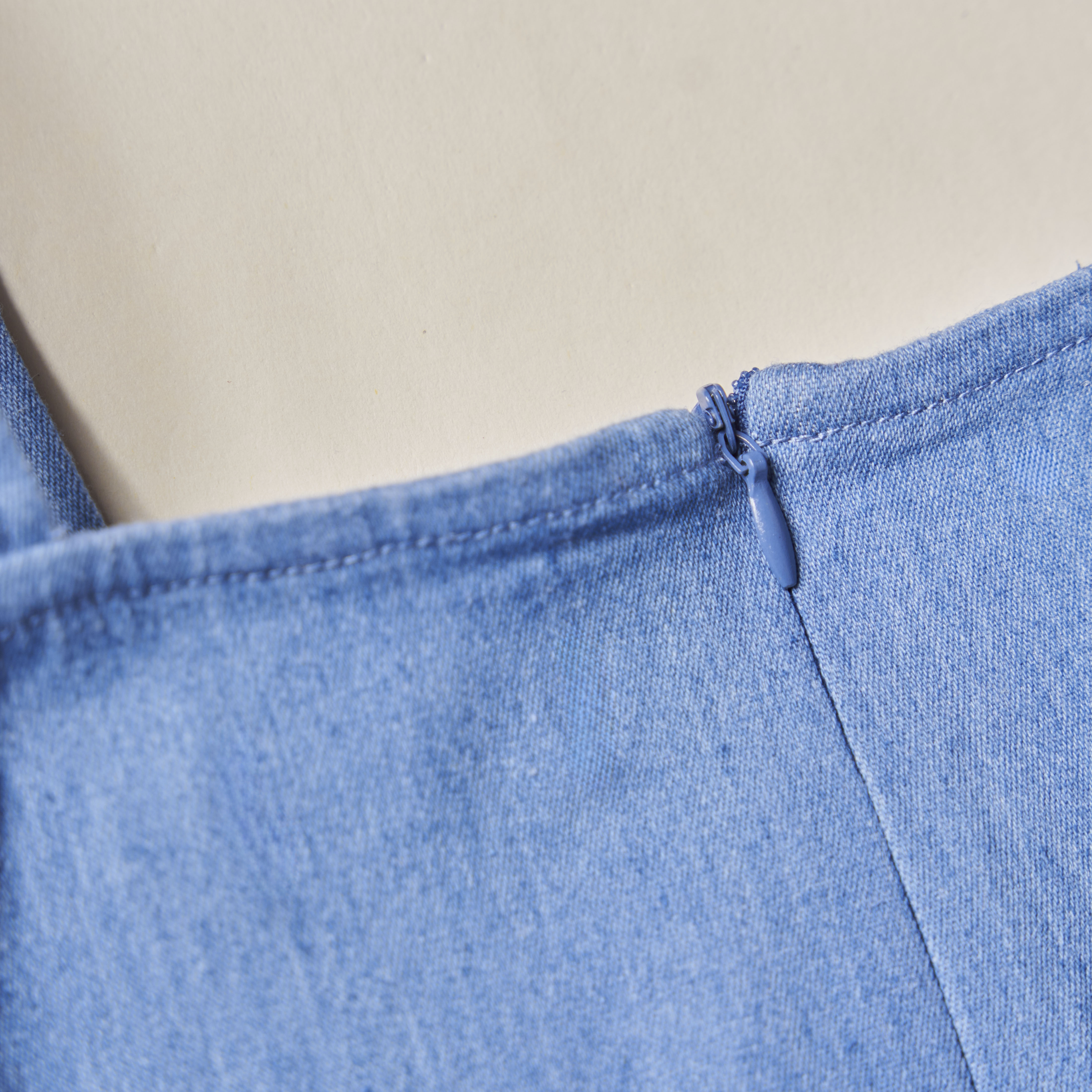 Yếm jean thêu nơ xếp ly_thumbnail_3