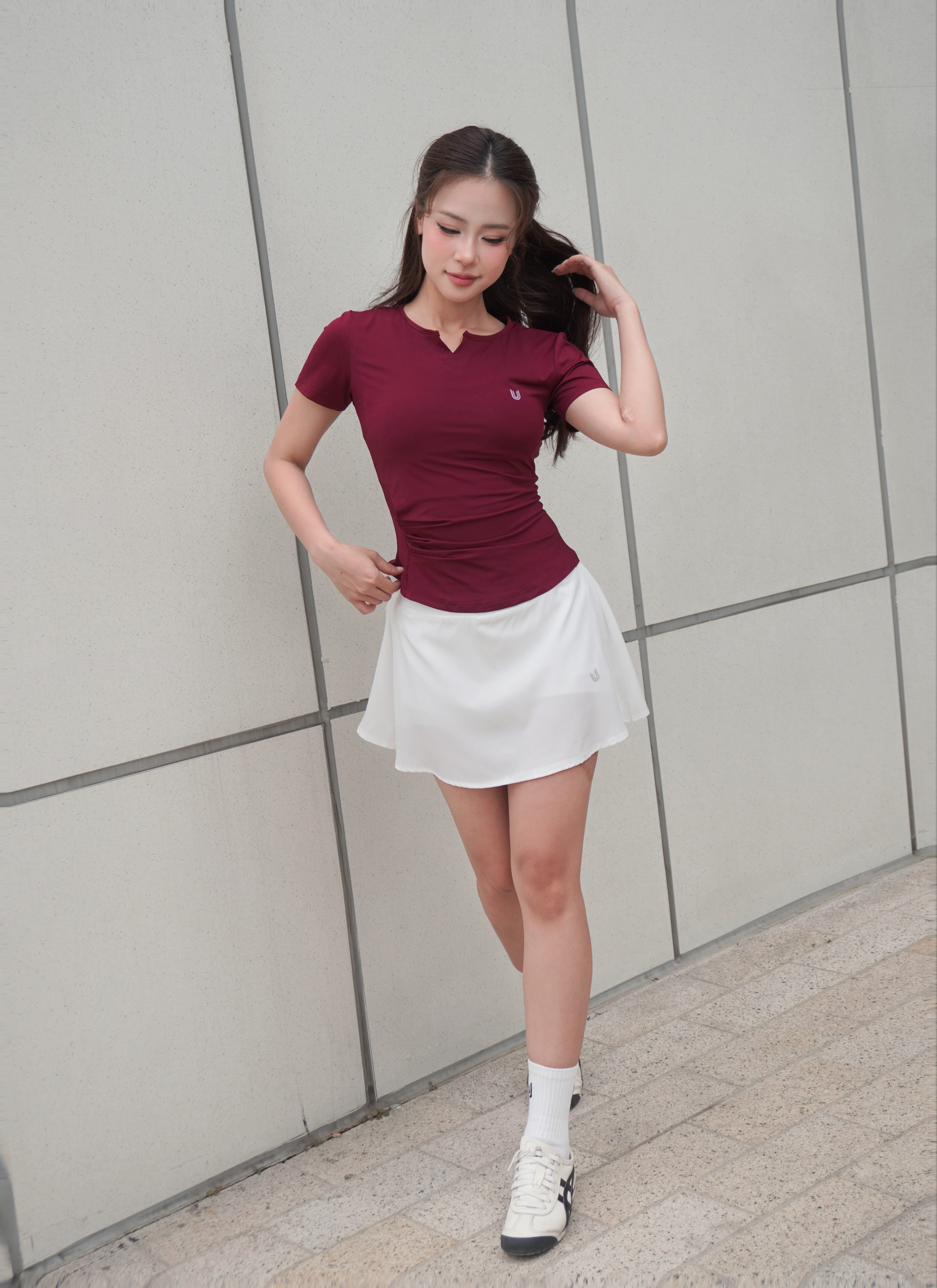 Áo Slimfit Tee màu đỏ mix chân váy Lina Skirt màu trắng_thumbnail_2