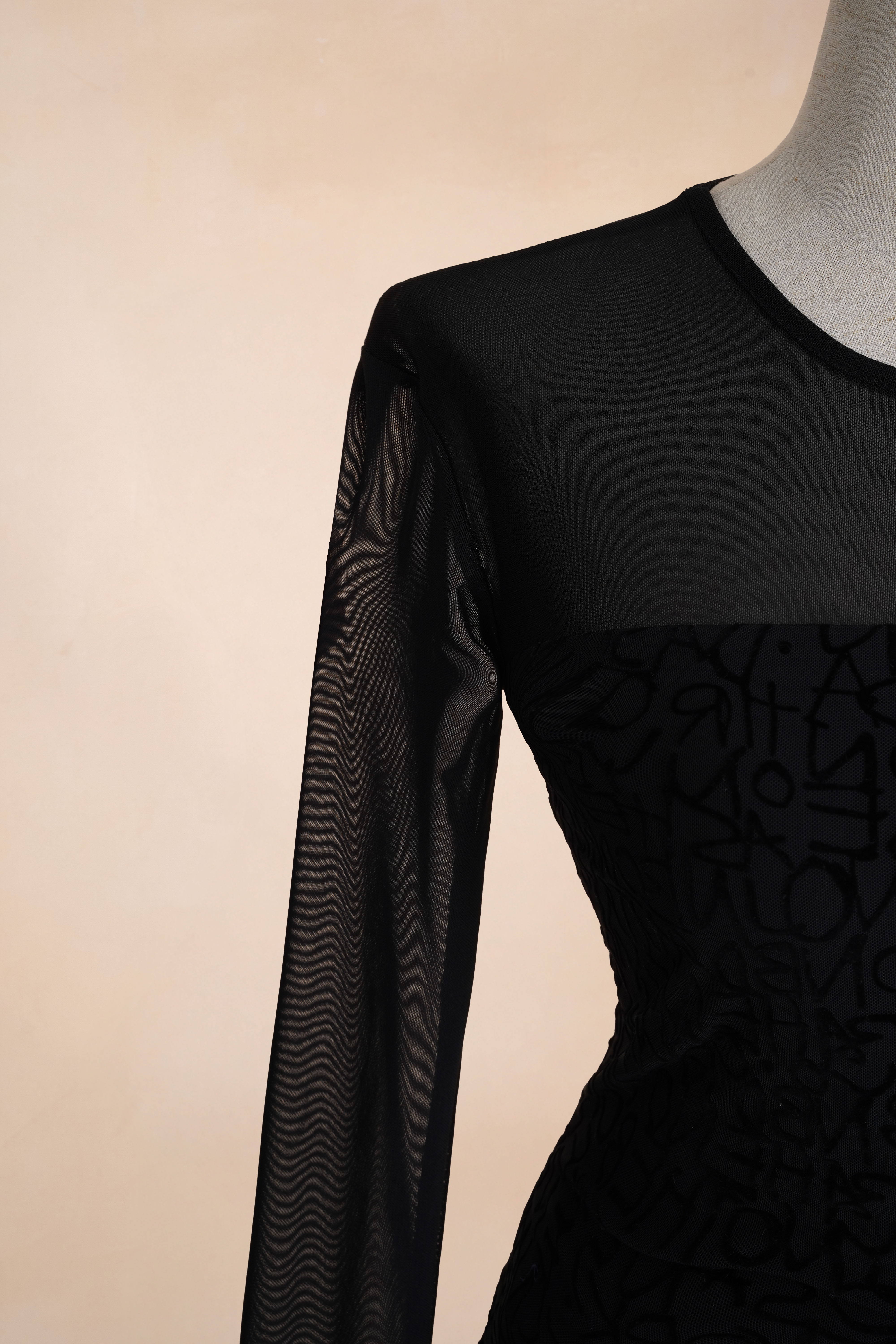 Áo Chữ Phối Lưới_thumbnail_3