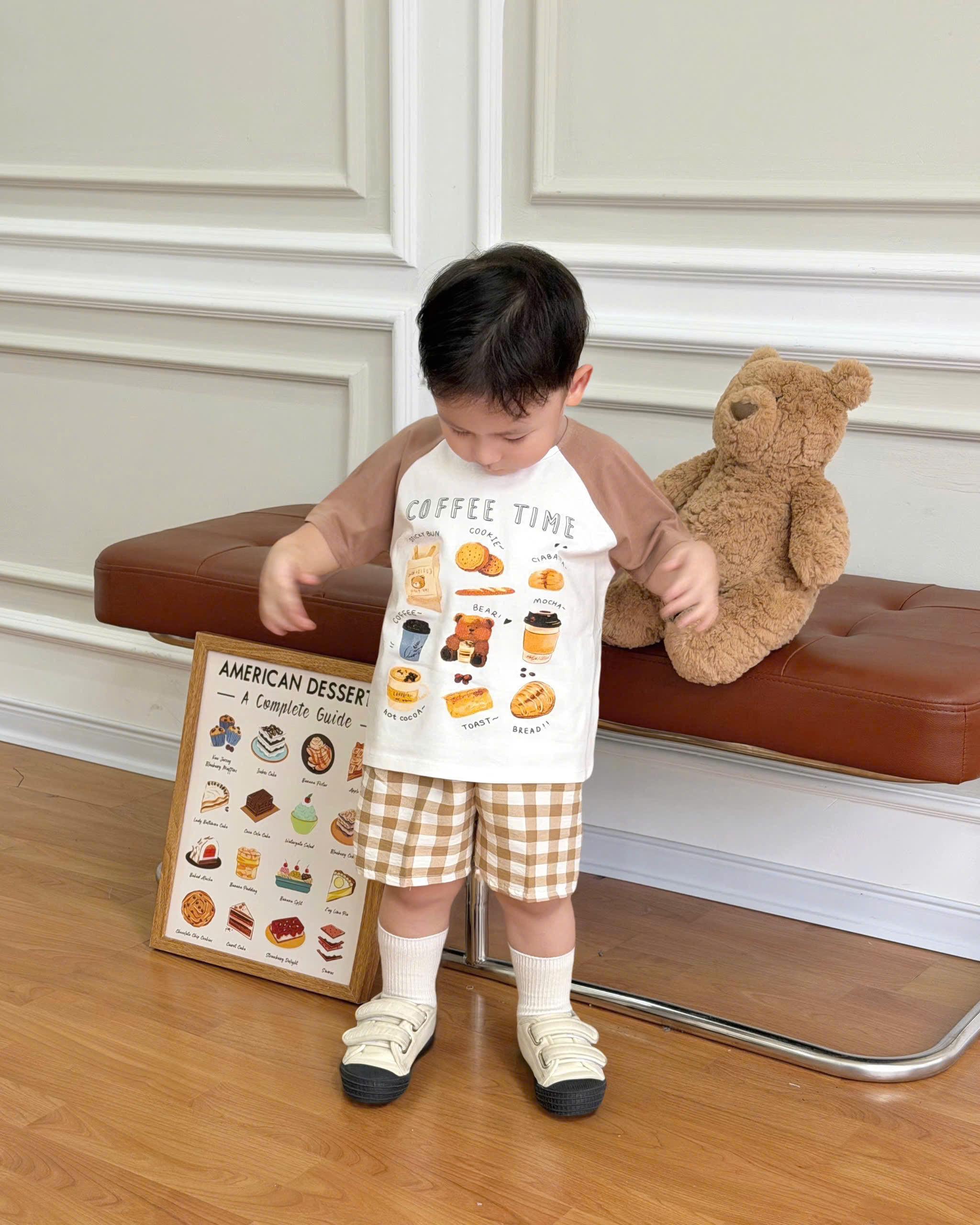 Set áo bé in hình + quần ( NÂU )_thumbnail_6