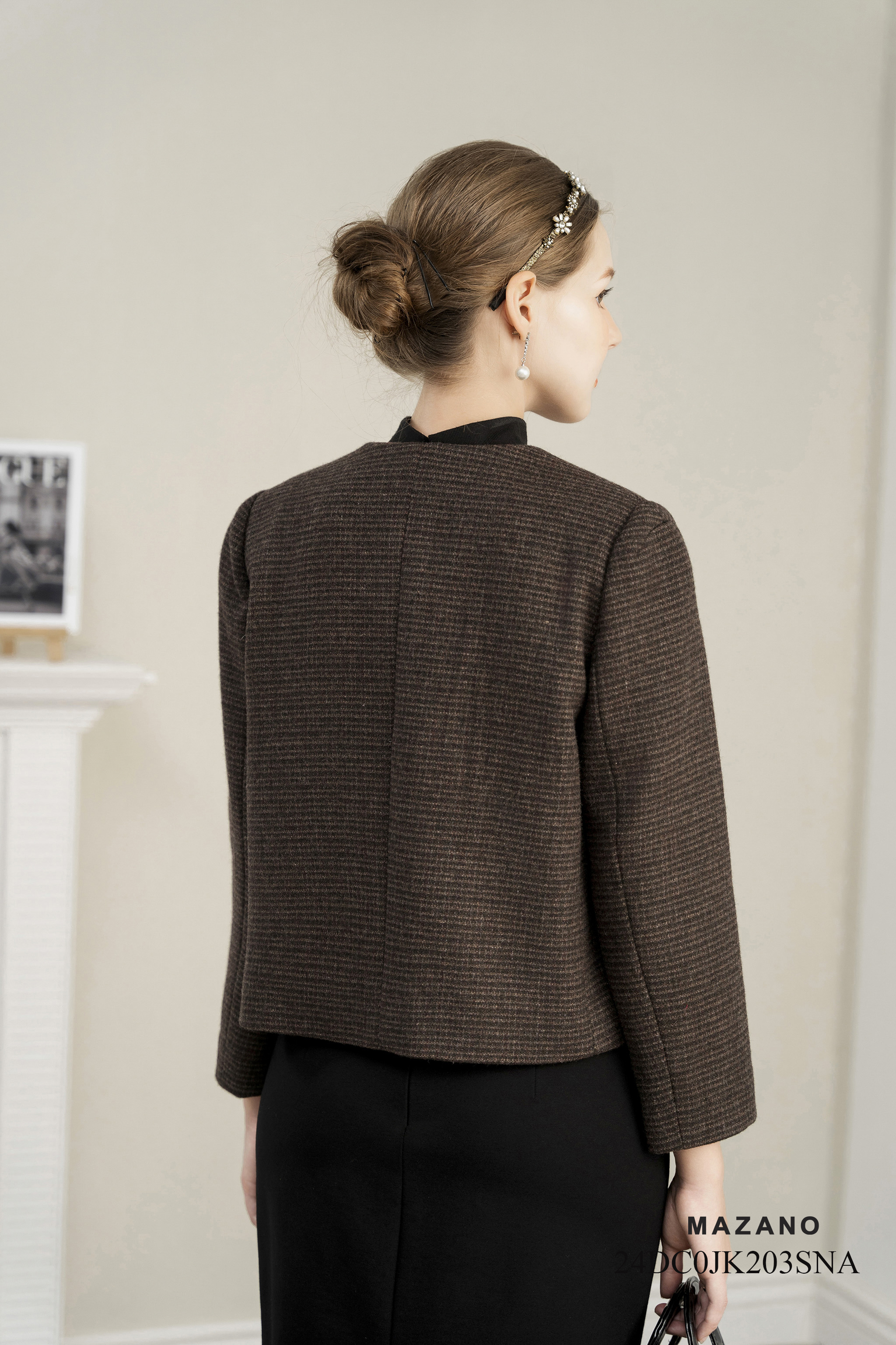 Áo khoác ngắn Vải dạ lông cừu Đính hoa thủ công Cổ trònTay dài Dài qua eo_thumbnail_4