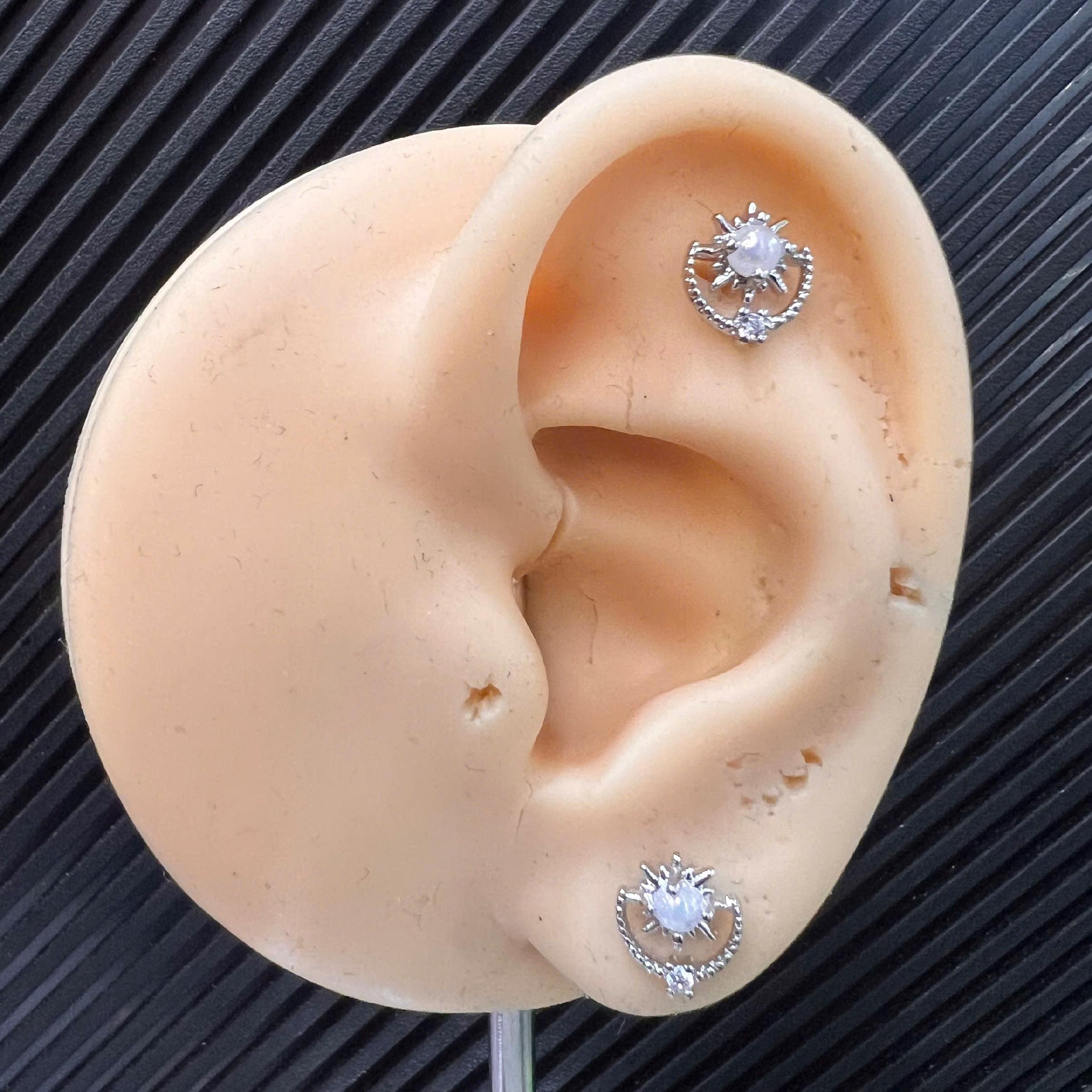 khuyên kiểu mặt trăng ôm mặt trời opal trắng tua rua đít bi mảnh_thumbnail_3