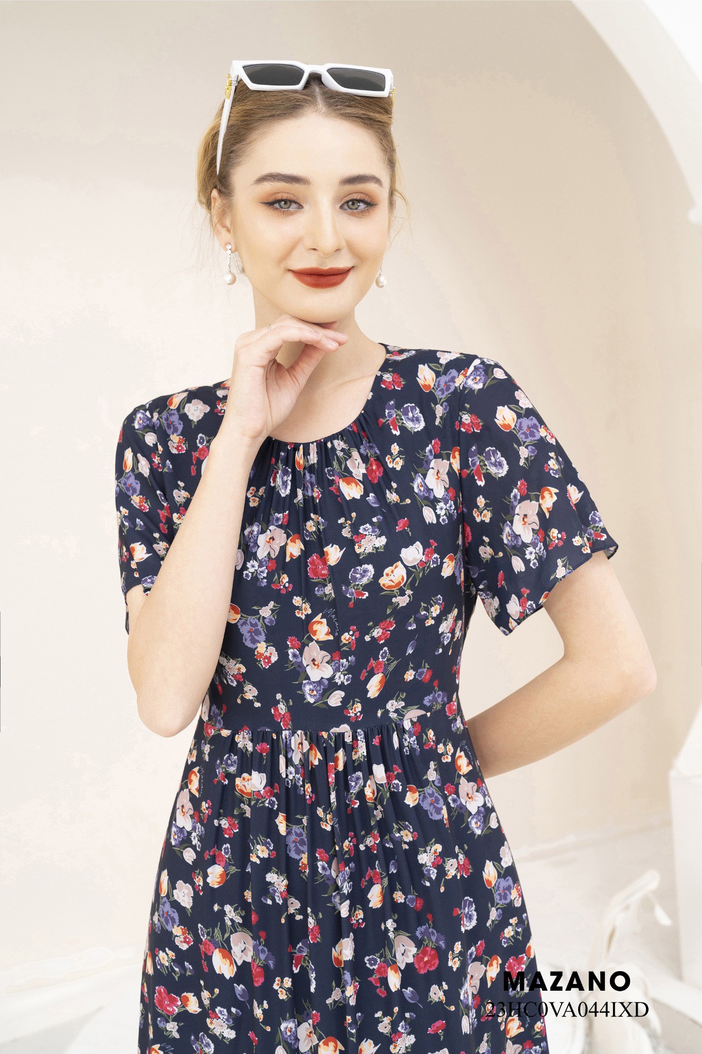 Váy Đầm Ôm Vải chiffon dày Họa tiết in trang trí bèo gấu Cổ tròn Tay ngắn Dài ngang bắp chân_thumbnail_3