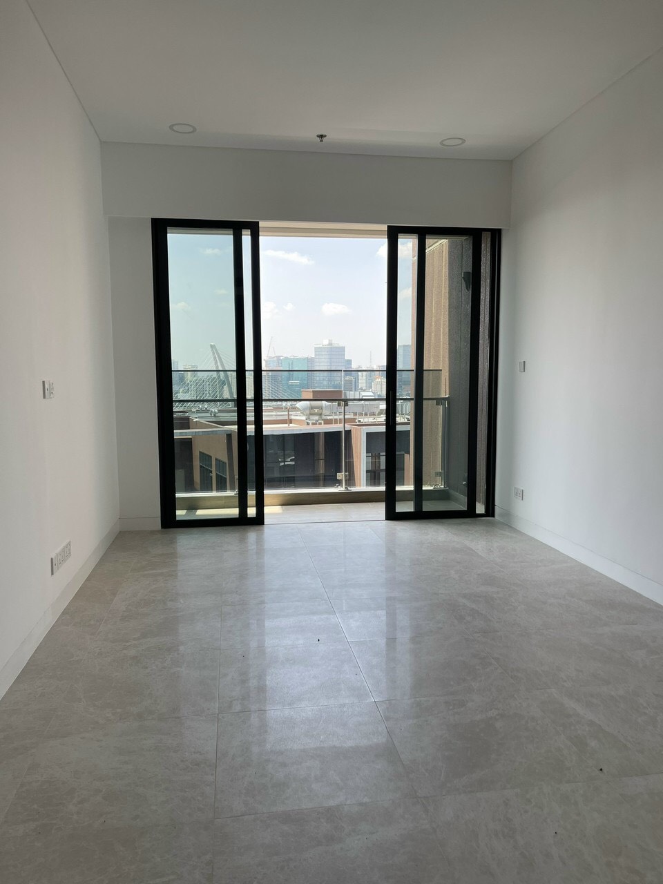 The River căn 2Pn duplex, 40 triệu/ tháng nhà trống, có thể decor tùy ý ._thumbnail_3