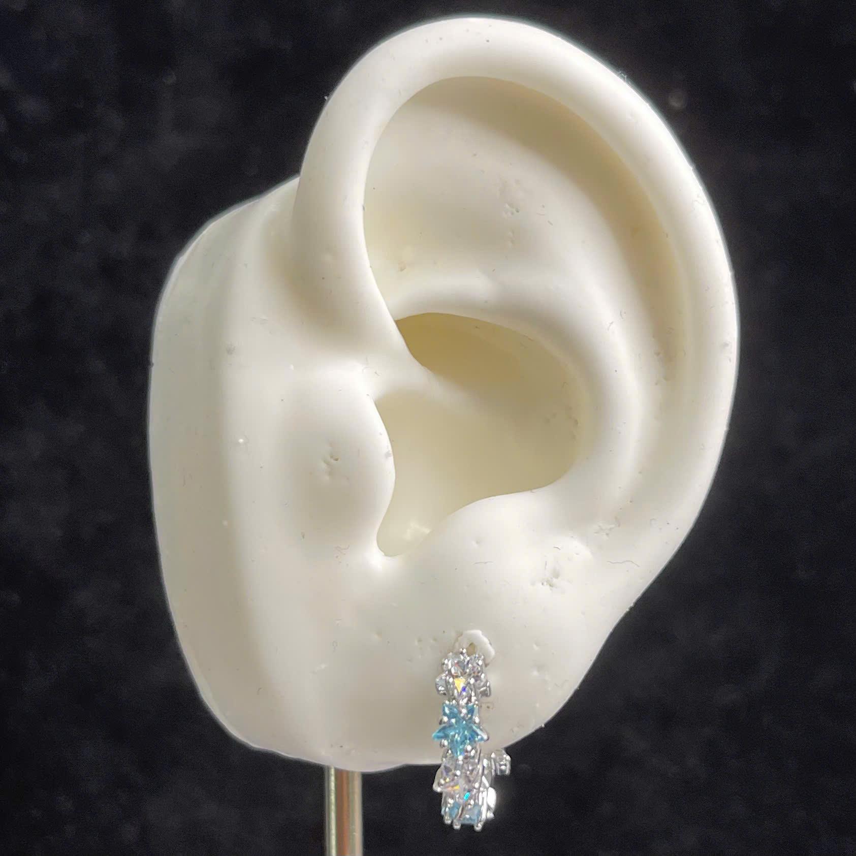 Khuyên vòng kiểu ngôi sao xanh trắng