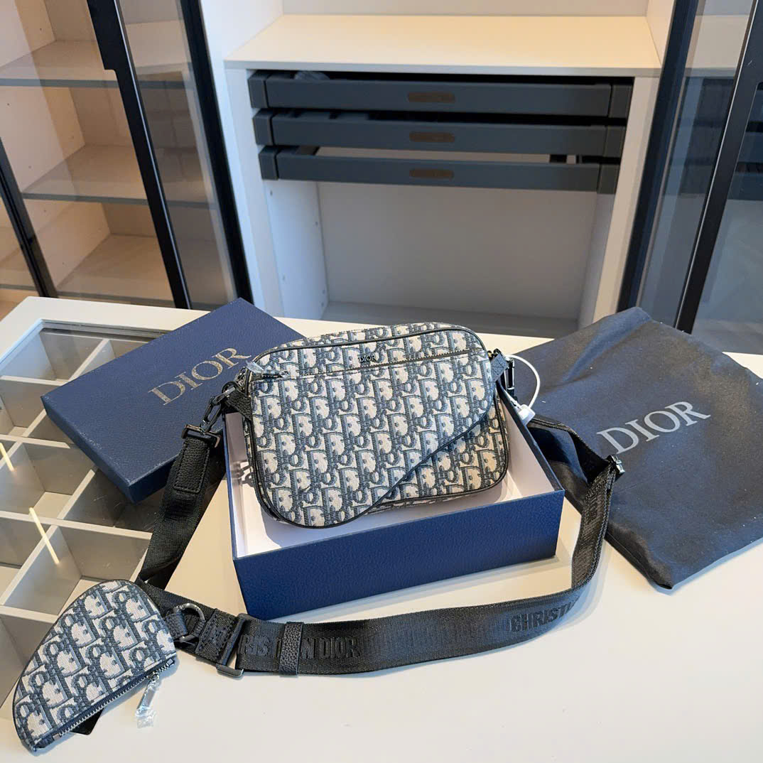 Dior Bag Oblique hoạ tiết