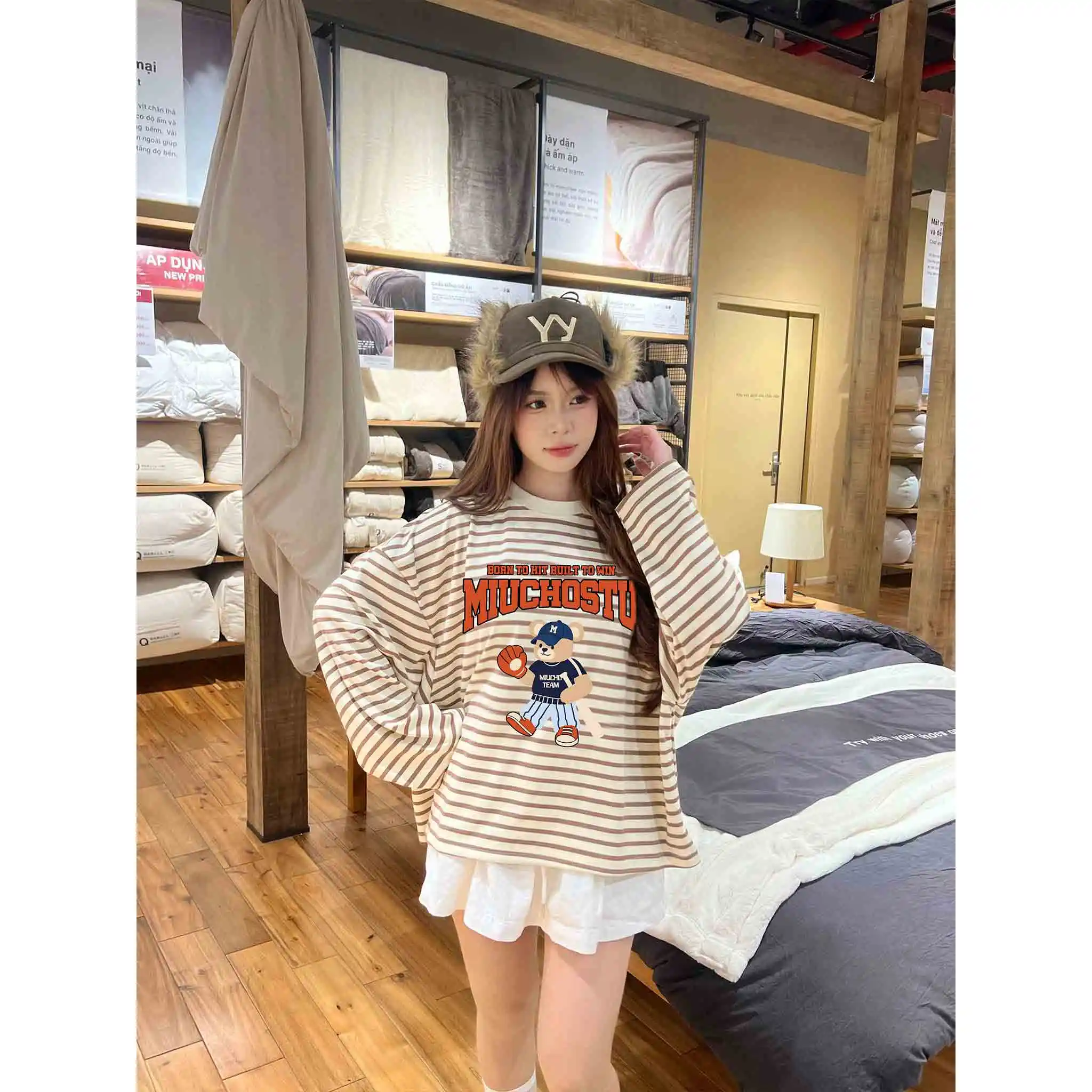 Áo thun boxy tay dài Miucho vải borip mềm mại thoáng mát hình gấu bóng chày in mix 2848_thumbnail_5